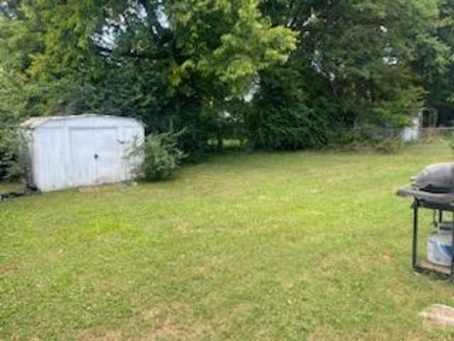 1437 Longview Drive, Bowling Green, Kentucky 42101, 3 Bedrooms Bedrooms, ,1 BathroomBathrooms,Single Family Residence,For Sale,Longview Drive,92682