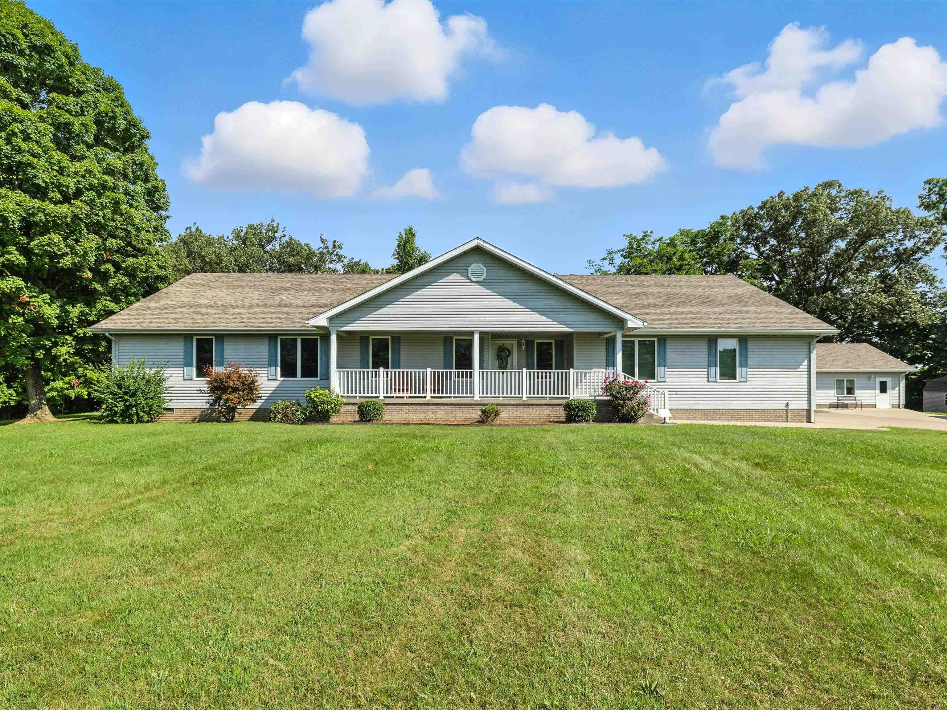 483 Livermore Rd., Hartford, Kentucky 42347, 3 Bedrooms Bedrooms, ,2 BathroomsBathrooms,Single Family Residence,For Sale,Livermore Rd.,92683