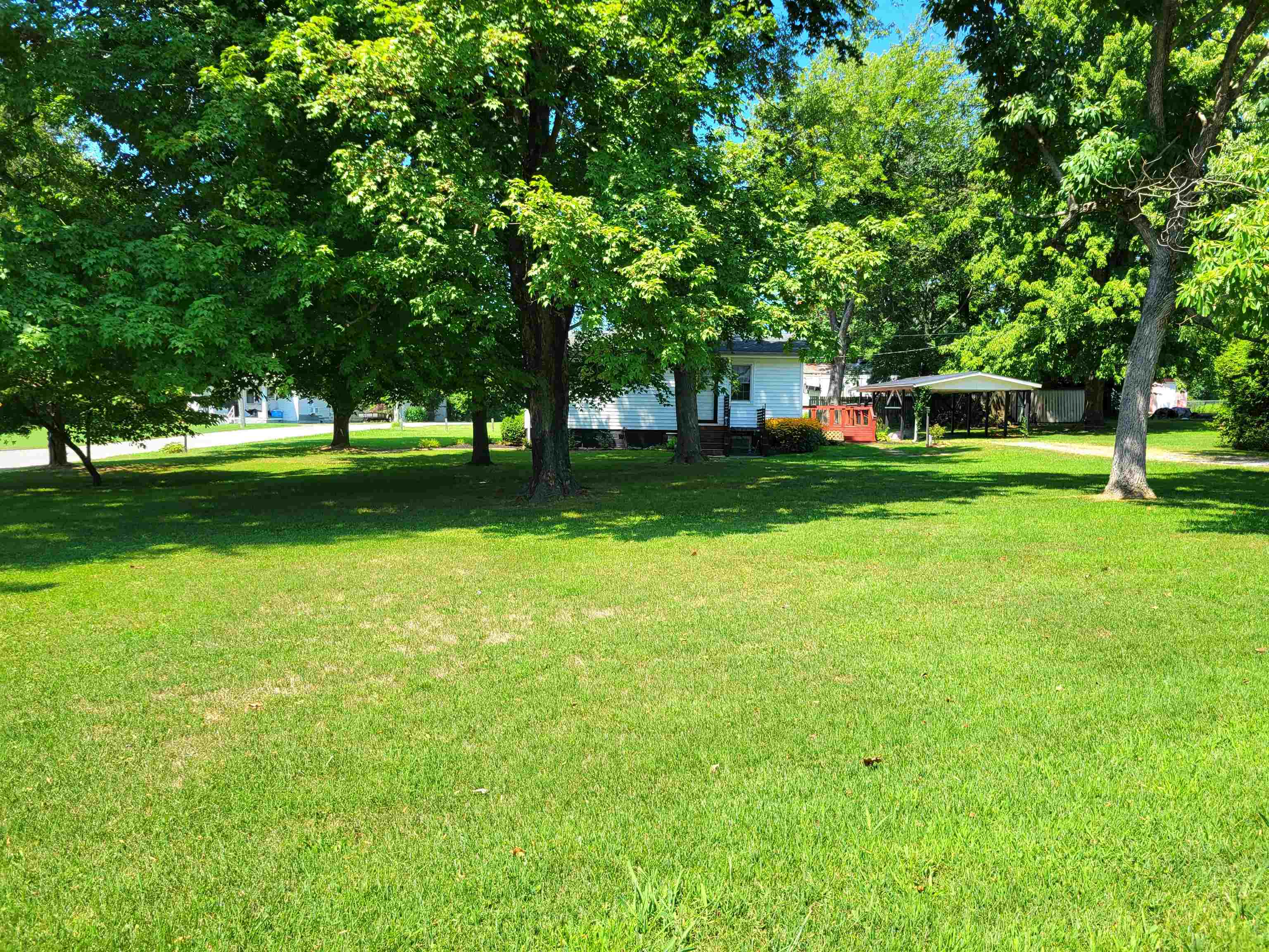 106 School Street, Livermore, Kentucky 42352, 3 Bedrooms Bedrooms, ,2 BathroomsBathrooms,Single Family Residence,For Sale,School Street,92684