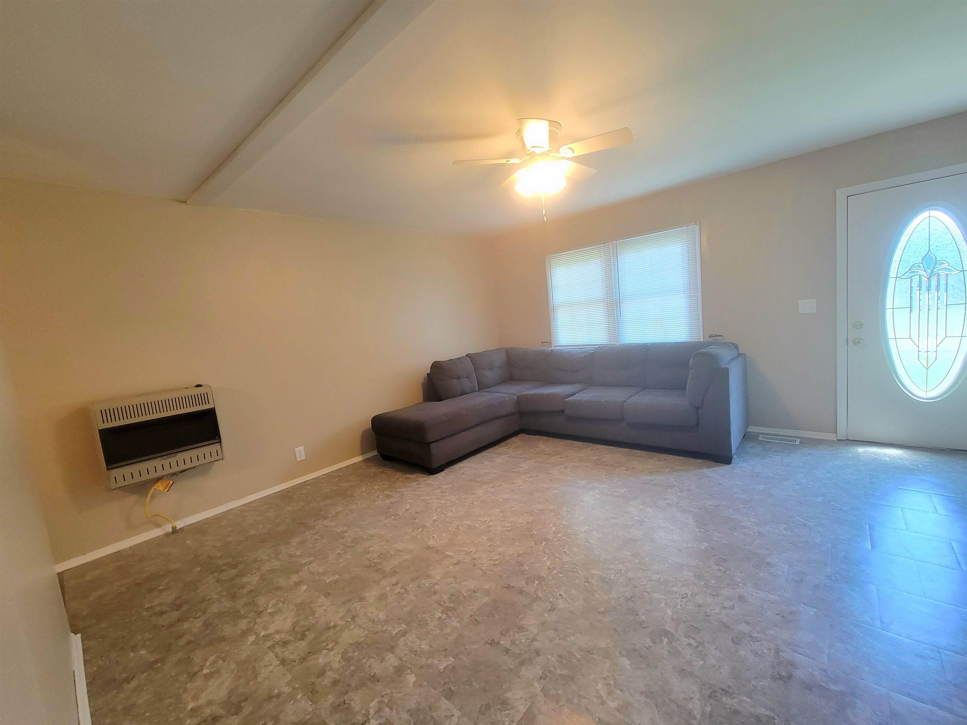 106 School Street, Livermore, Kentucky 42352, 3 Bedrooms Bedrooms, ,2 BathroomsBathrooms,Single Family Residence,For Sale,School Street,92684