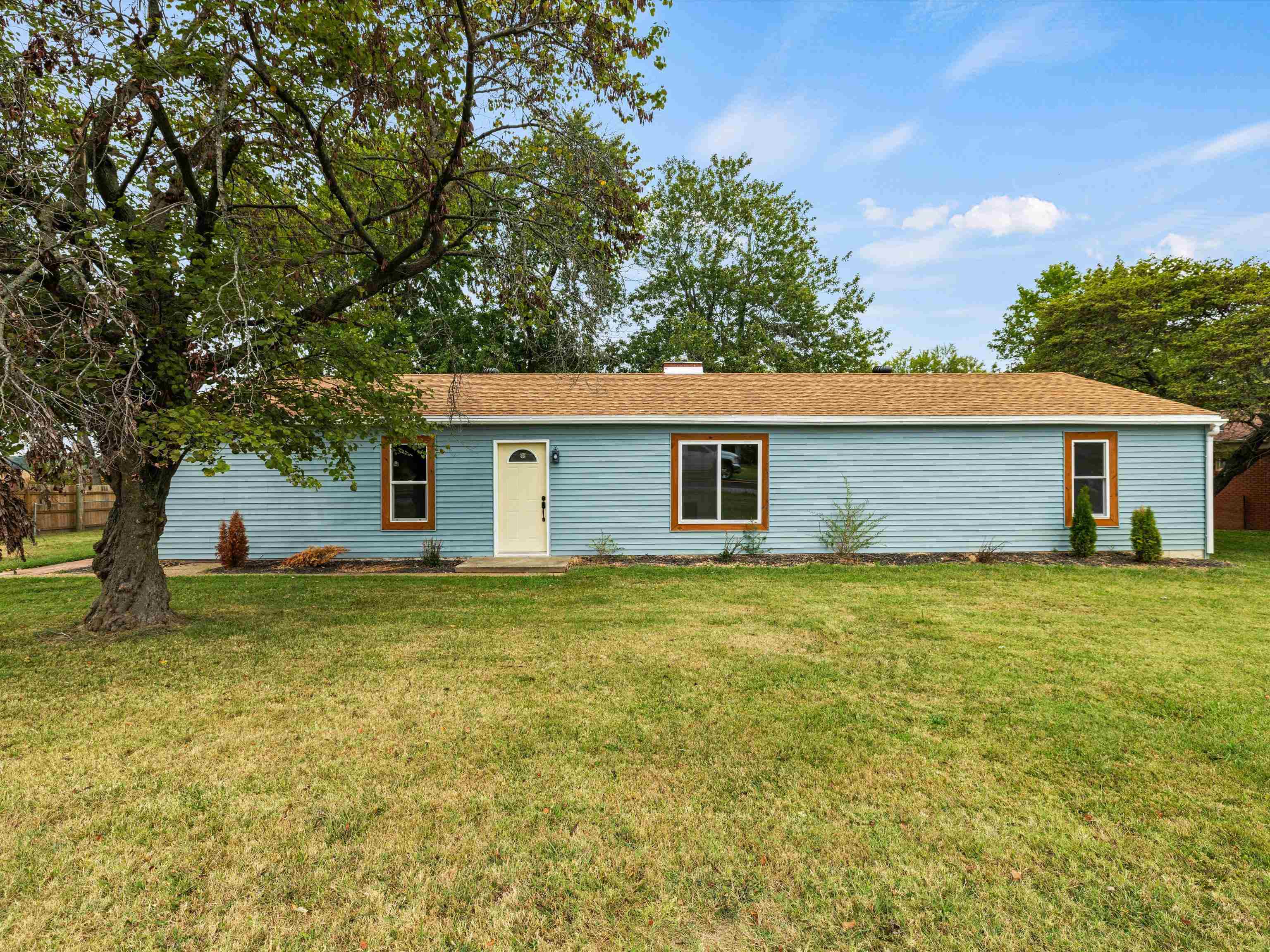 5229 HWY 56, Owensboro, Kentucky 42303, 3 Bedrooms Bedrooms, ,2 BathroomsBathrooms,Single Family Residence,For Sale,HWY 56,92685