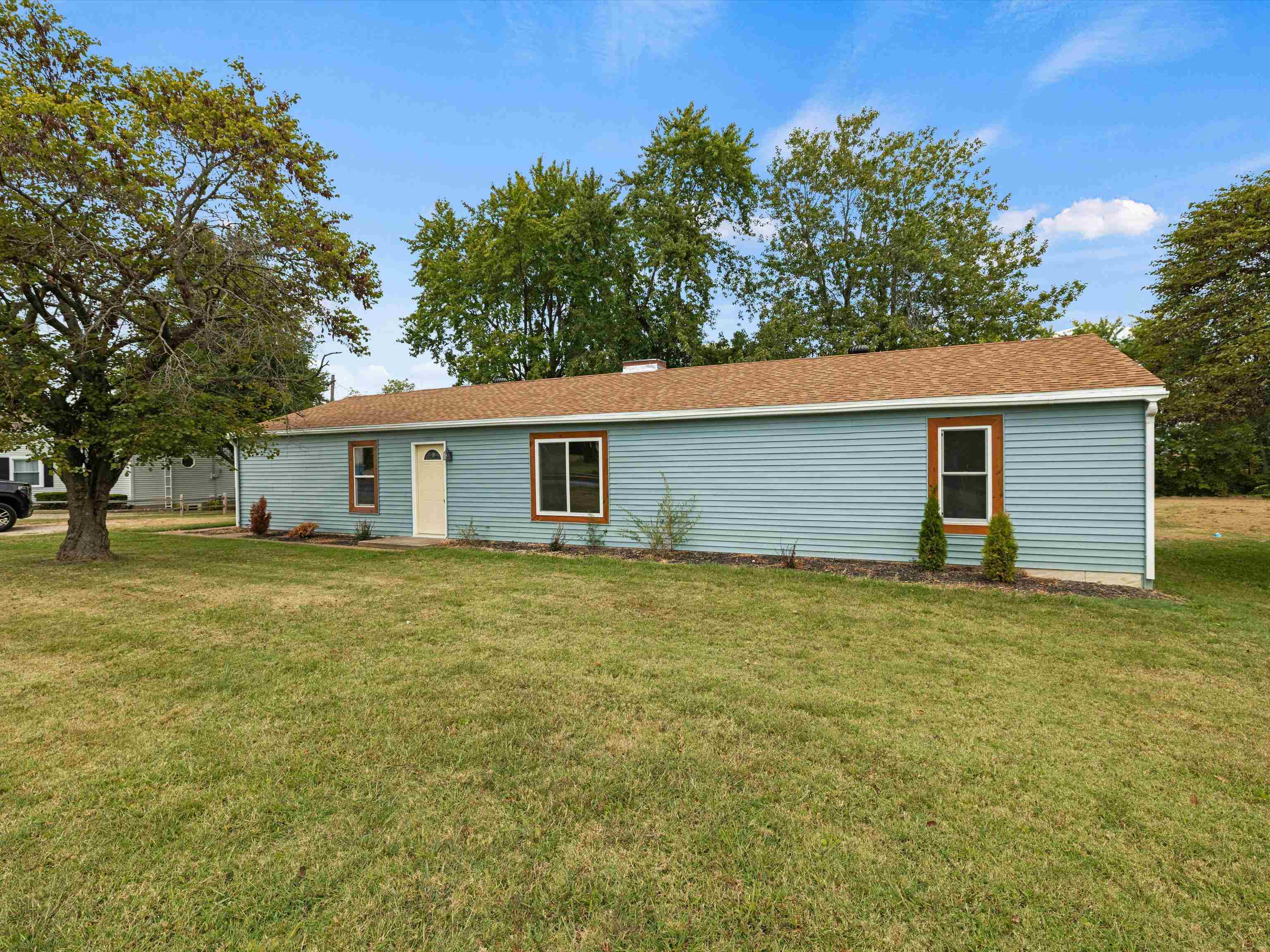 5229 HWY 56, Owensboro, Kentucky 42303, 3 Bedrooms Bedrooms, ,2 BathroomsBathrooms,Single Family Residence,For Sale,HWY 56,92685