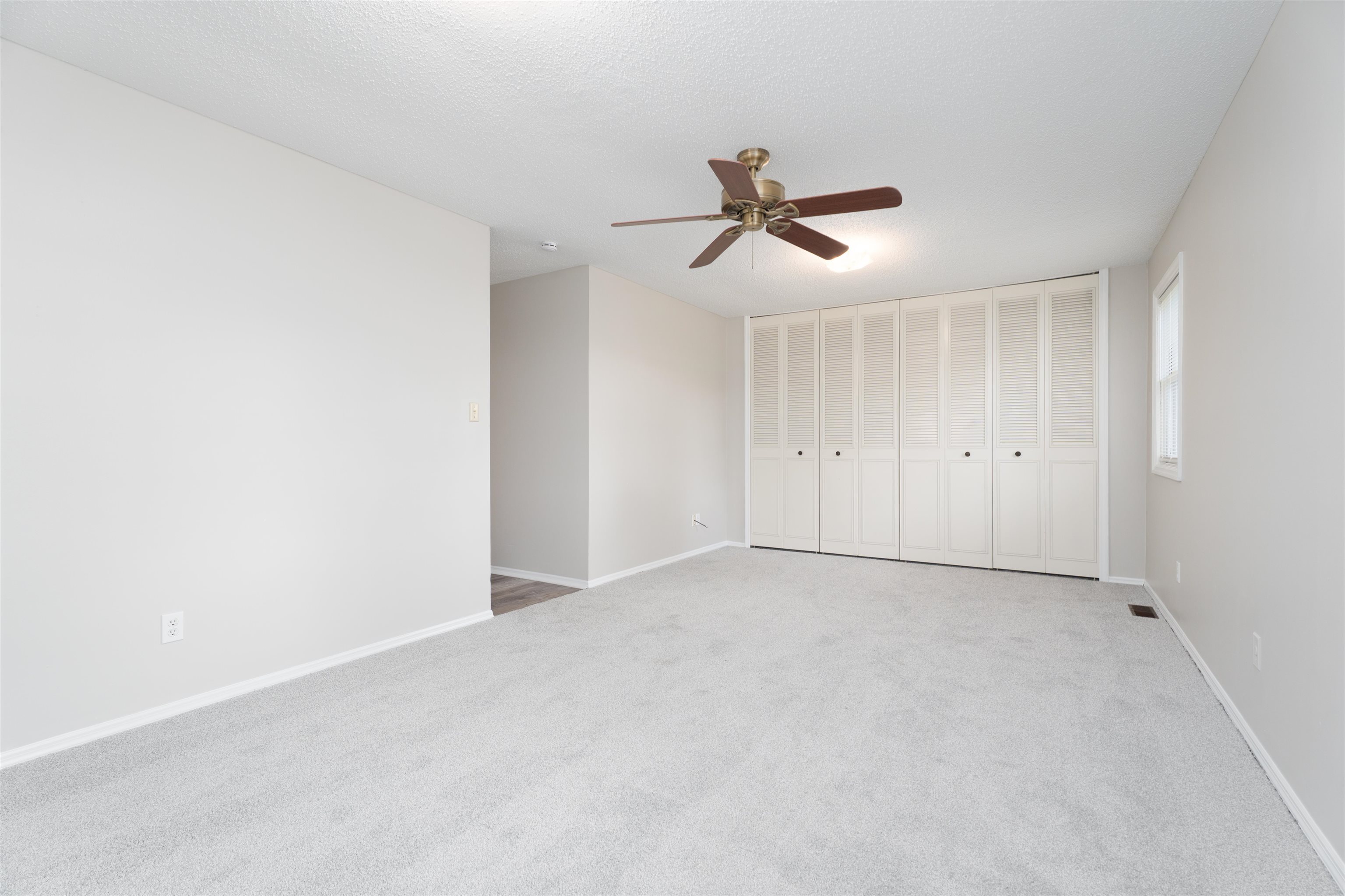 3532 Roundtable Loop, Owensboro, Kentucky 42303, 3 Bedrooms Bedrooms, ,2 BathroomsBathrooms,Single Family Residence,For Sale,Roundtable Loop,92686