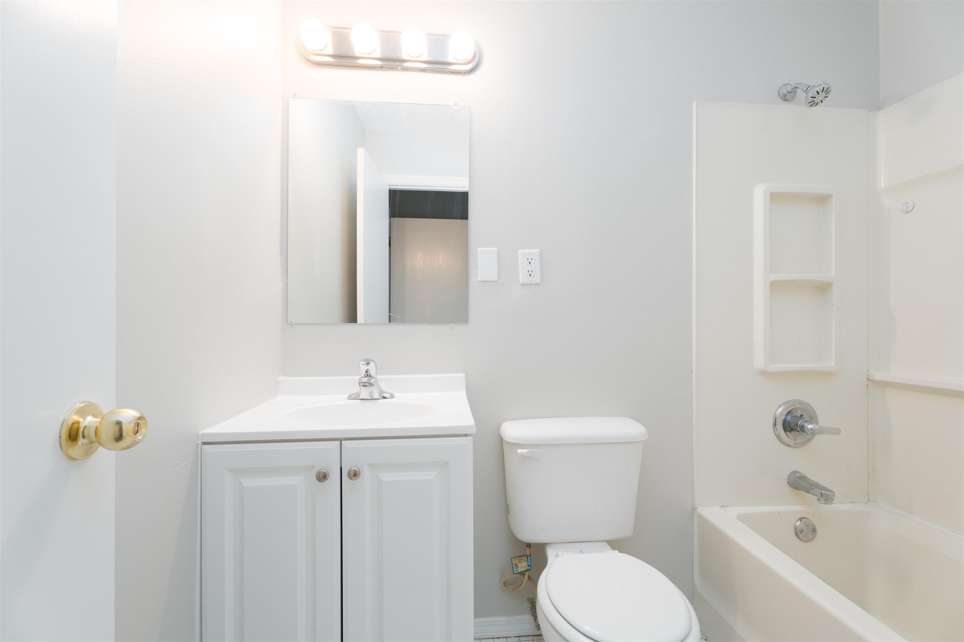 3532 Roundtable Loop, Owensboro, Kentucky 42303, 3 Bedrooms Bedrooms, ,2 BathroomsBathrooms,Single Family Residence,For Sale,Roundtable Loop,92686