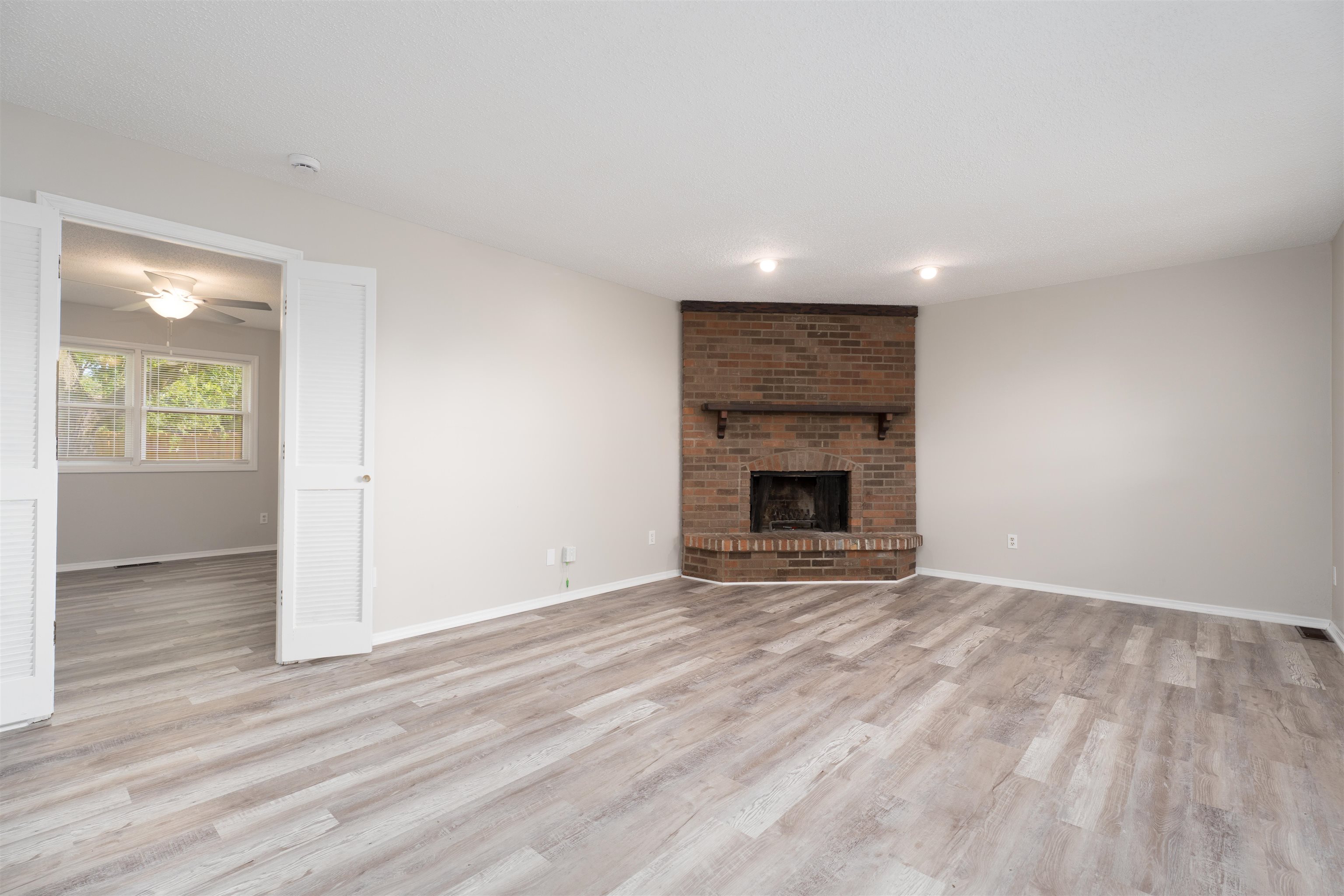 3532 Roundtable Loop, Owensboro, Kentucky 42303, 3 Bedrooms Bedrooms, ,2 BathroomsBathrooms,Single Family Residence,For Sale,Roundtable Loop,92686