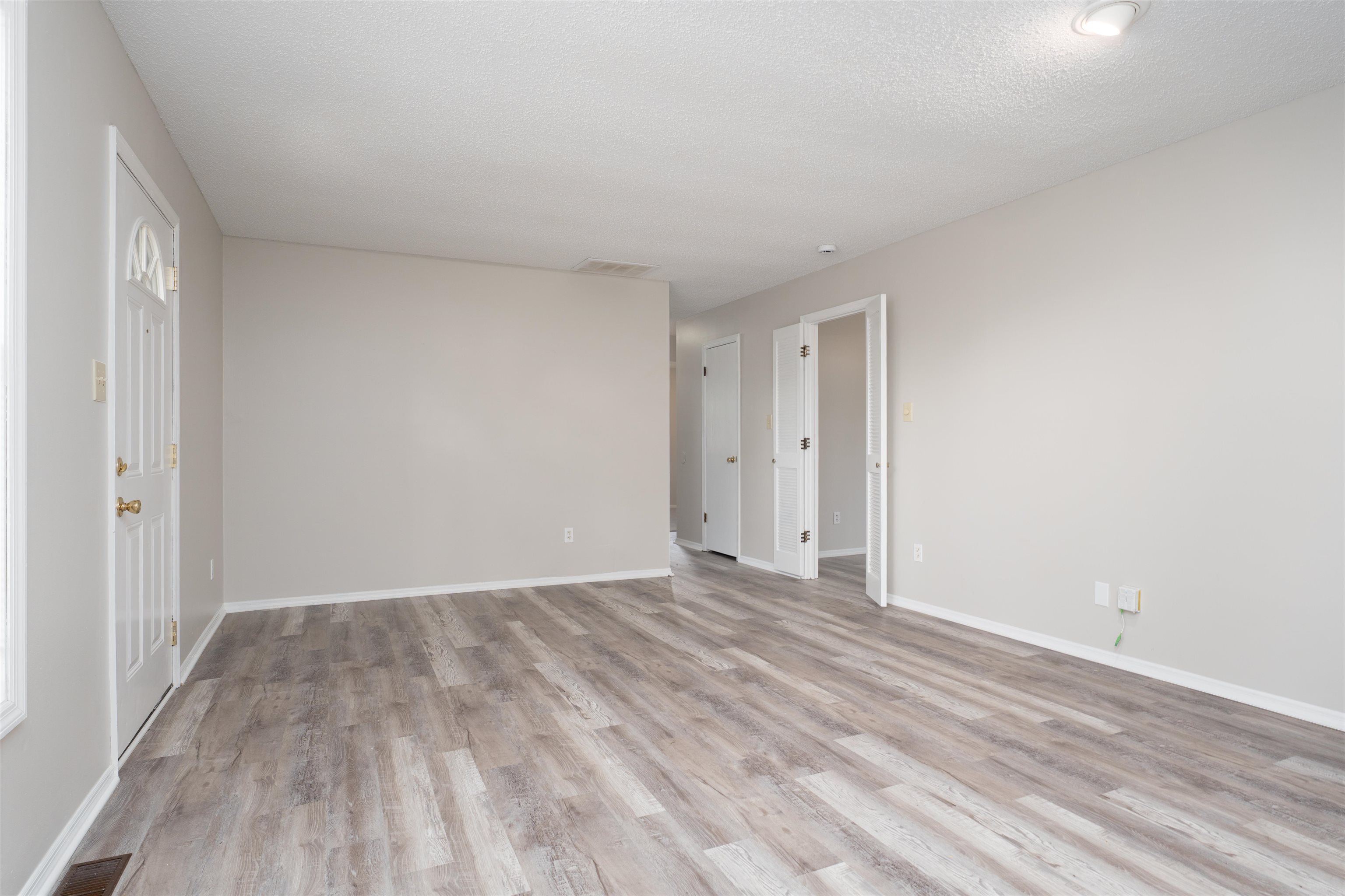 3532 Roundtable Loop, Owensboro, Kentucky 42303, 3 Bedrooms Bedrooms, ,2 BathroomsBathrooms,Single Family Residence,For Sale,Roundtable Loop,92686