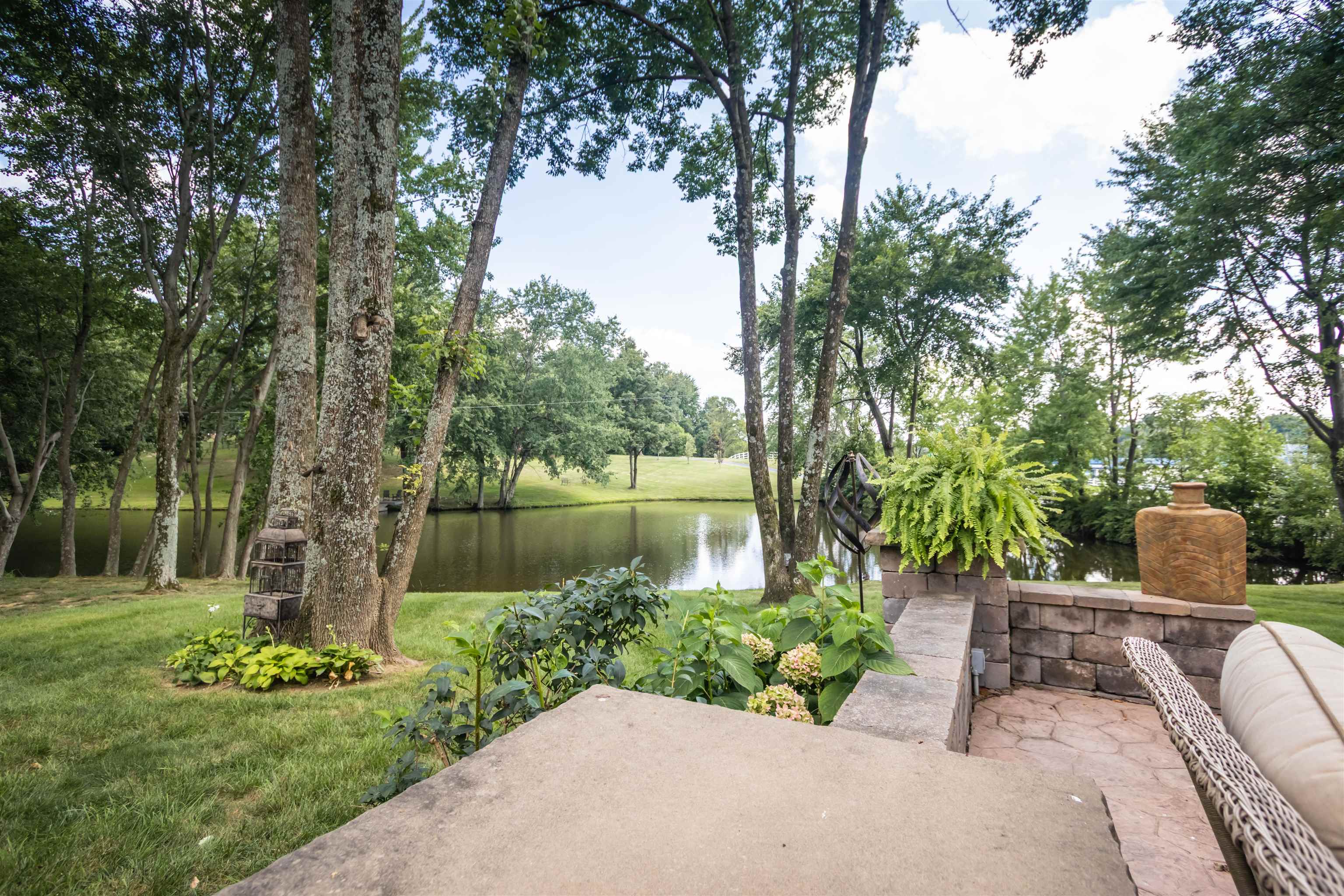 1400 Heritage Cv, Owensboro, Kentucky 42303, 4 Bedrooms Bedrooms, ,3 BathroomsBathrooms,Single Family Residence,For Sale,Heritage Cv,92687