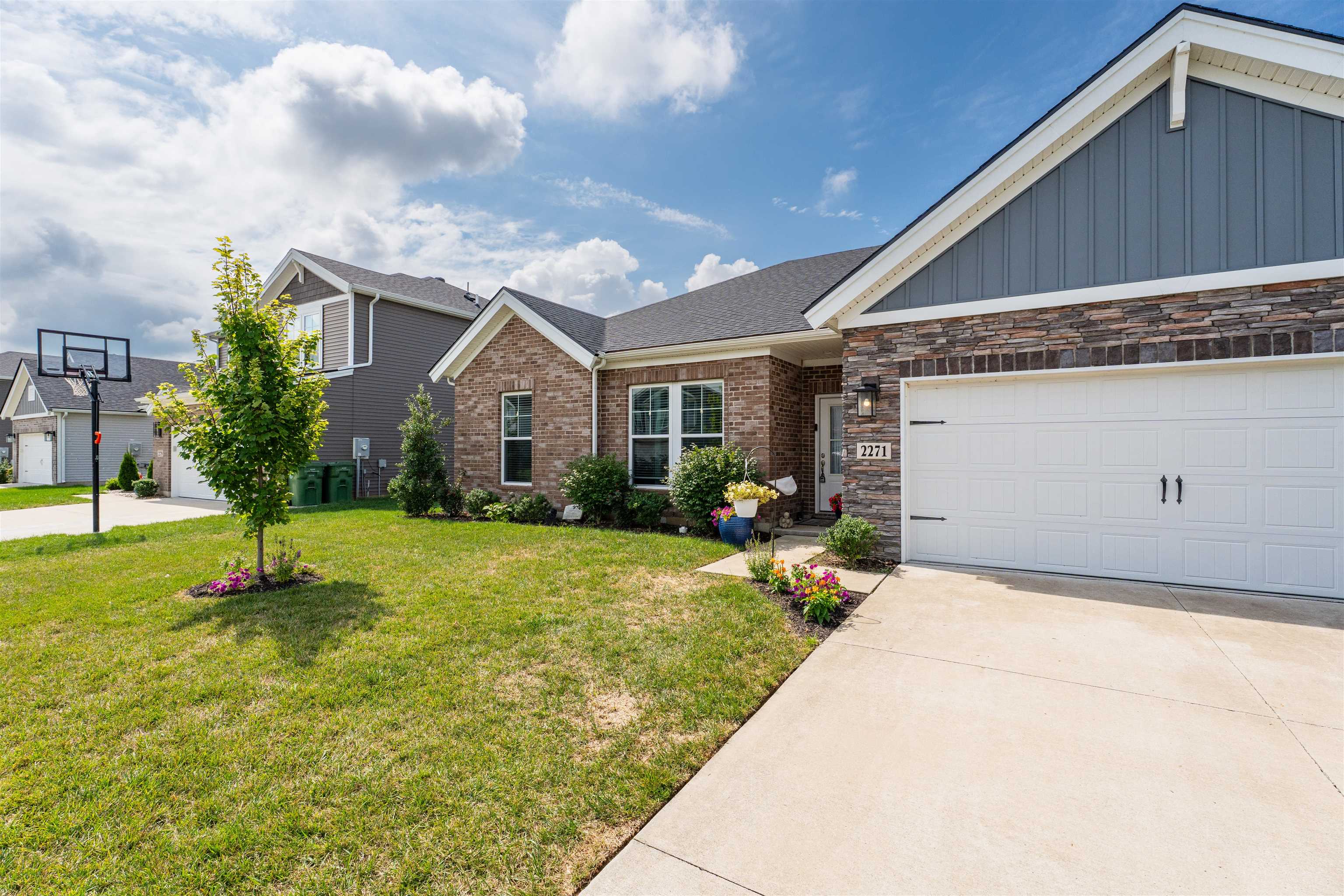 2271 Monroe Ave, Owensboro, Kentucky 42301, 3 Bedrooms Bedrooms, ,2 BathroomsBathrooms,Single Family Residence,For Sale,Monroe Ave,92688