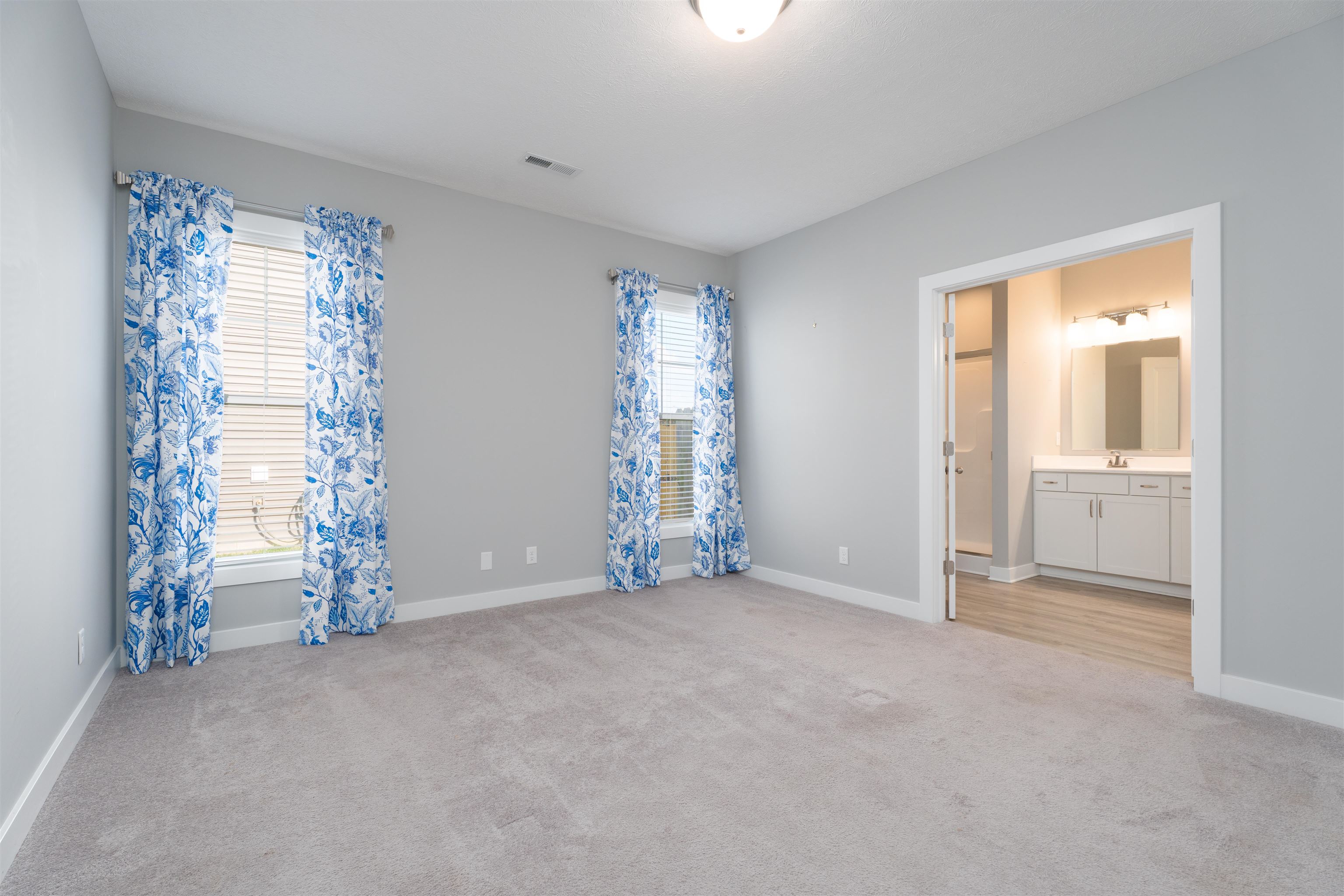 2271 Monroe Ave, Owensboro, Kentucky 42301, 3 Bedrooms Bedrooms, ,2 BathroomsBathrooms,Single Family Residence,For Sale,Monroe Ave,92688