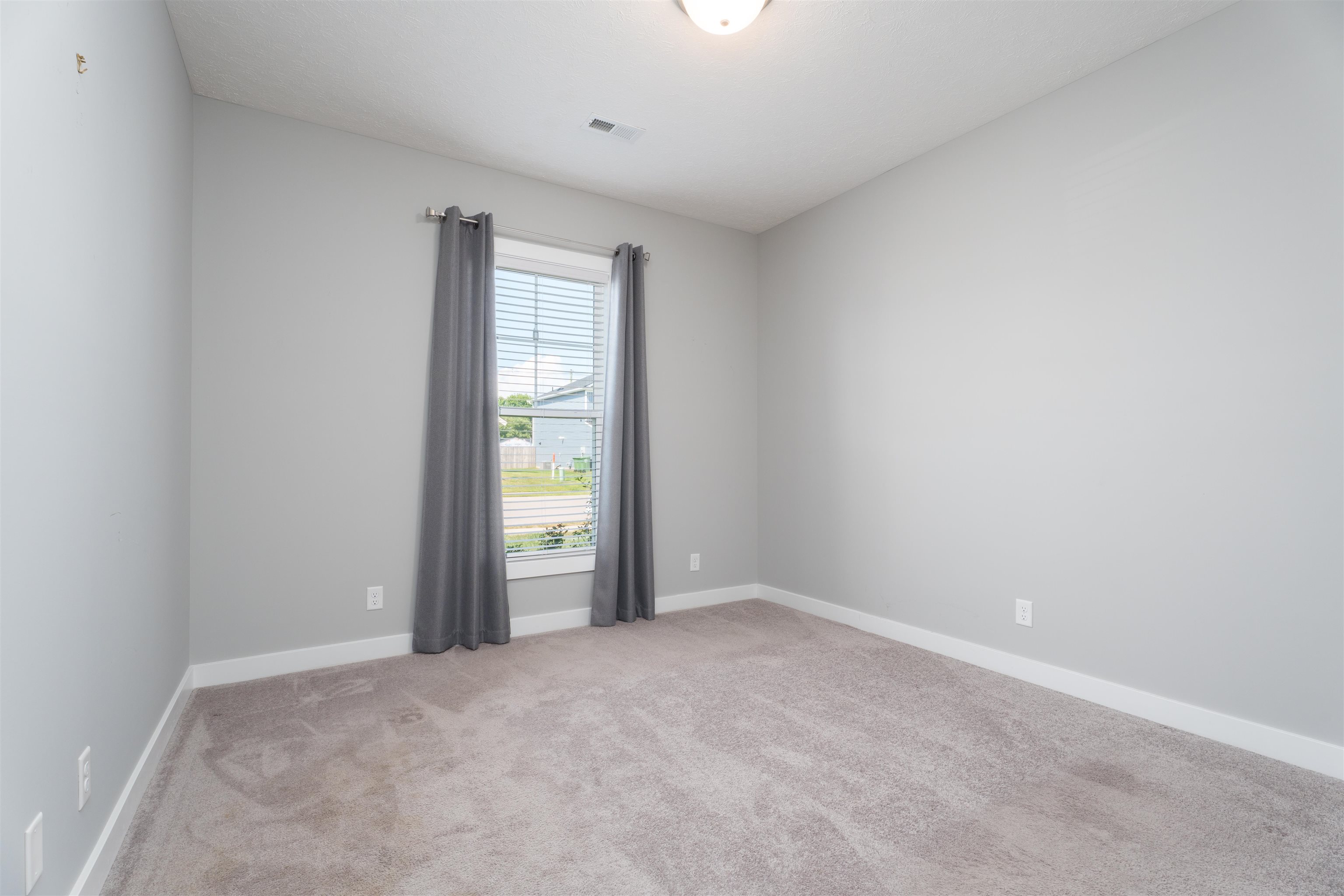 2271 Monroe Ave, Owensboro, Kentucky 42301, 3 Bedrooms Bedrooms, ,2 BathroomsBathrooms,Single Family Residence,For Sale,Monroe Ave,92688