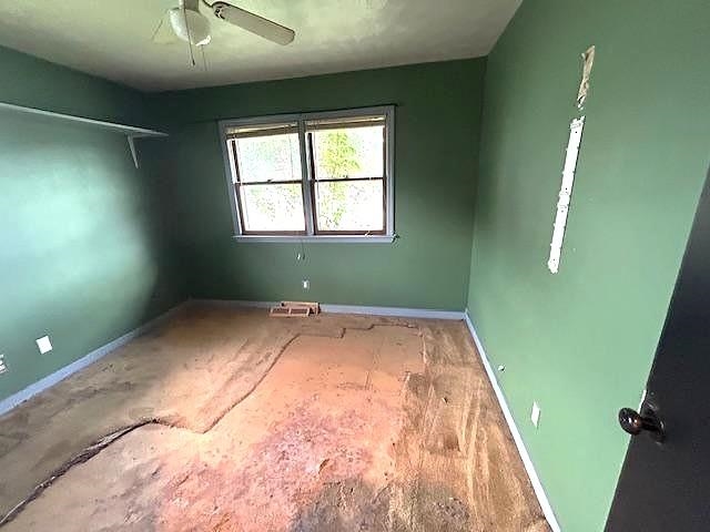 2300 Vanguard Ave, Henderson, Kentucky 42420, 3 Bedrooms Bedrooms, ,1 BathroomBathrooms,Single Family Residence,For Sale,Vanguard Ave,92691