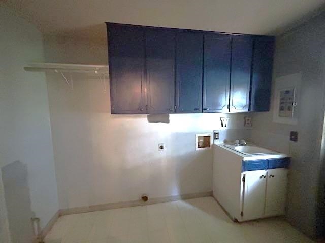2300 Vanguard Ave, Henderson, Kentucky 42420, 3 Bedrooms Bedrooms, ,1 BathroomBathrooms,Single Family Residence,For Sale,Vanguard Ave,92691