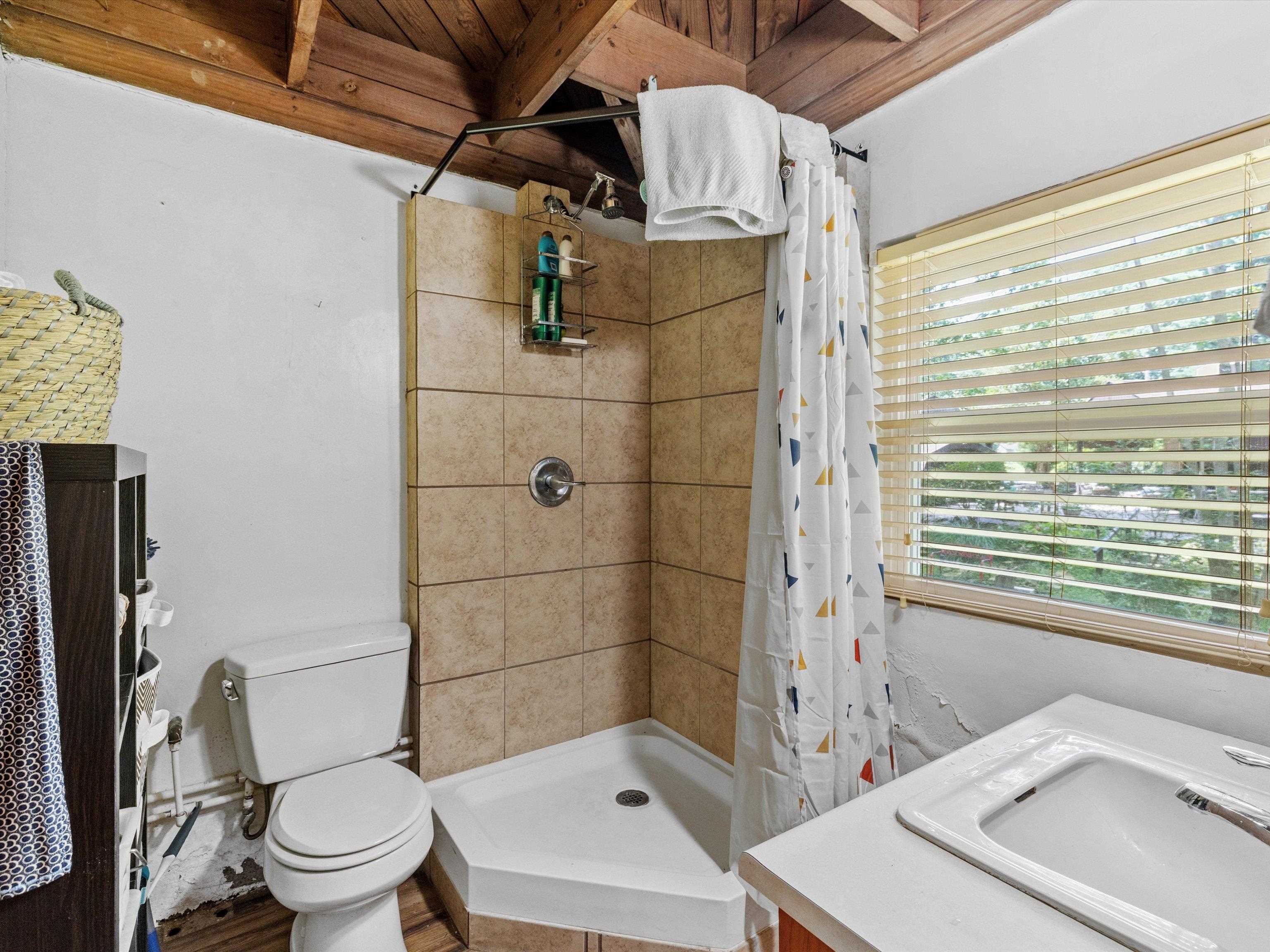 1033 Southgate Drive, Maceo, Kentucky 42355, 1 Bedroom Bedrooms, ,1 BathroomBathrooms,Single Family Residence,For Sale,Southgate Drive,92693