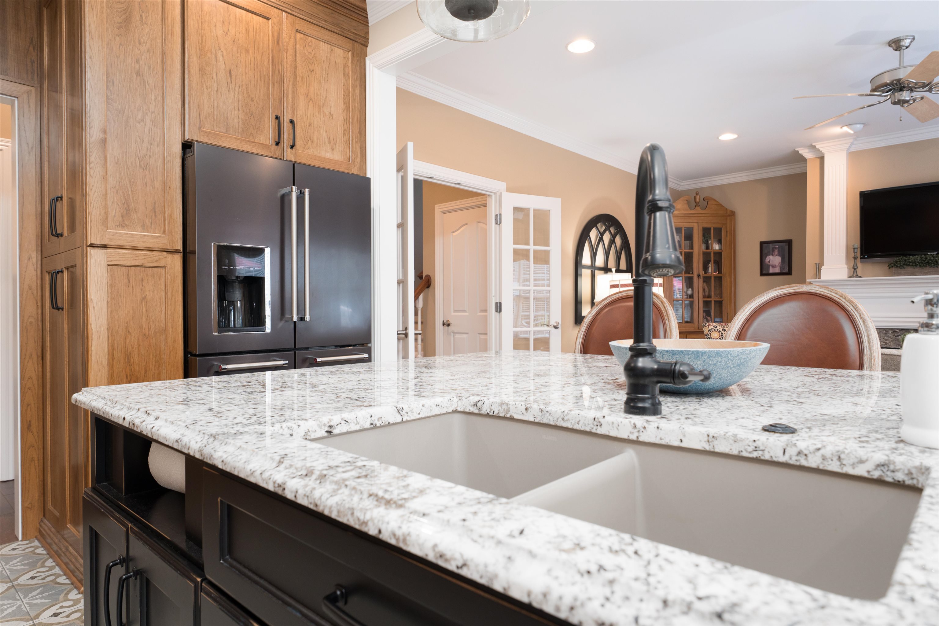 4534 Oakhurst Bend, Owensboro, Kentucky 42303, 4 Bedrooms Bedrooms, ,3 BathroomsBathrooms,Single Family Residence,For Sale,Oakhurst Bend,92694