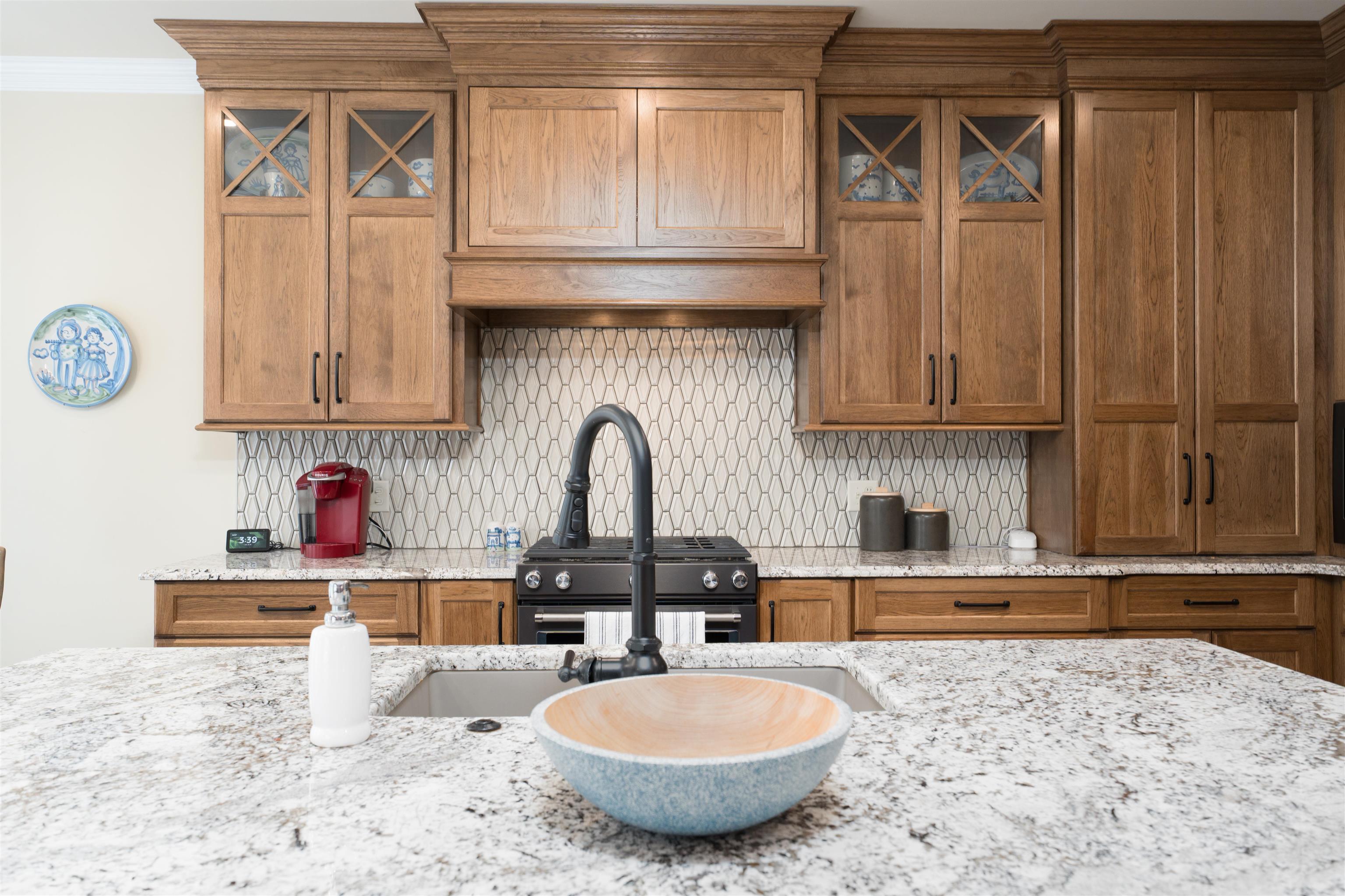 4534 Oakhurst Bend, Owensboro, Kentucky 42303, 4 Bedrooms Bedrooms, ,3 BathroomsBathrooms,Single Family Residence,For Sale,Oakhurst Bend,92694