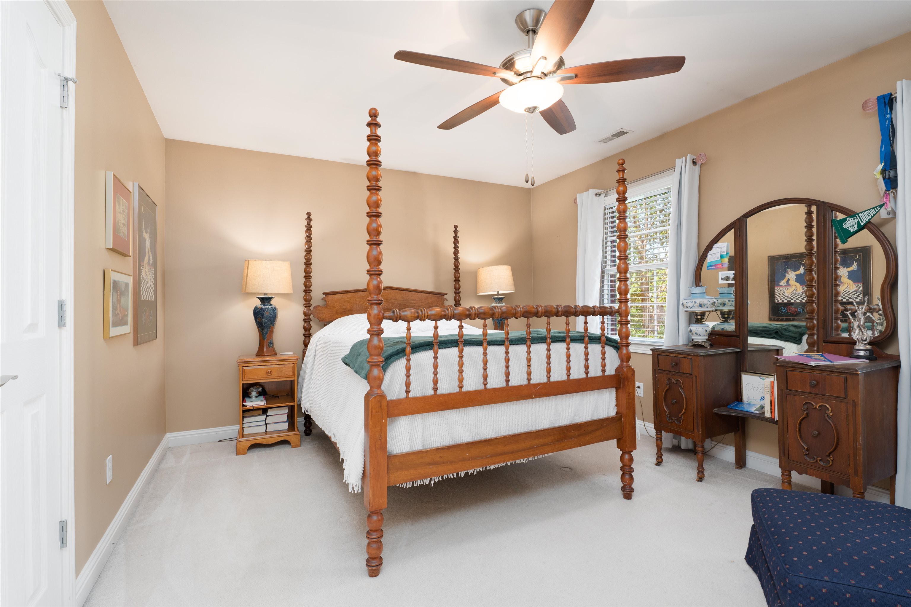 4534 Oakhurst Bend, Owensboro, Kentucky 42303, 4 Bedrooms Bedrooms, ,3 BathroomsBathrooms,Single Family Residence,For Sale,Oakhurst Bend,92694
