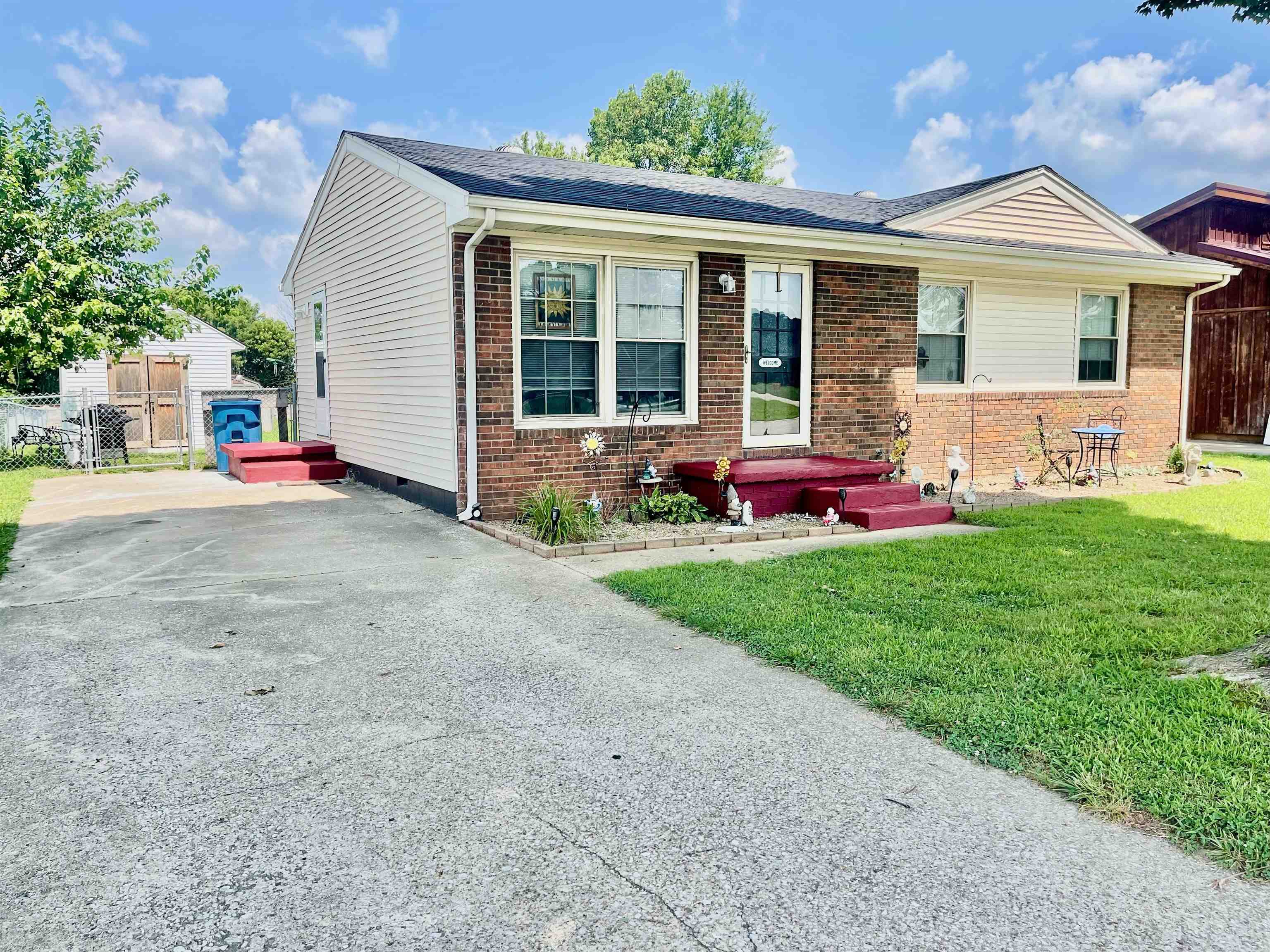 275 Mockingbird Lane, Lewisport, Kentucky 42351, 3 Bedrooms Bedrooms, ,1 BathroomBathrooms,Single Family Residence,For Sale,Mockingbird Lane,92695