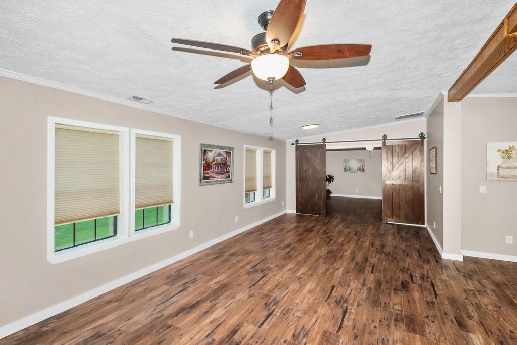 7041 W. 5th Street Road, Owensboro, Kentucky 42301, 3 Bedrooms Bedrooms, ,2 BathroomsBathrooms,Single Family Residence,For Sale,W. 5th Street Road,92697