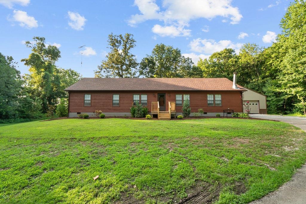 7041 W. 5th Street Road, Owensboro, Kentucky 42301, 3 Bedrooms Bedrooms, ,2 BathroomsBathrooms,Single Family Residence,For Sale,W. 5th Street Road,92697