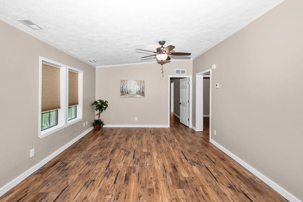 7041 W. 5th Street Road, Owensboro, Kentucky 42301, 3 Bedrooms Bedrooms, ,2 BathroomsBathrooms,Single Family Residence,For Sale,W. 5th Street Road,92697