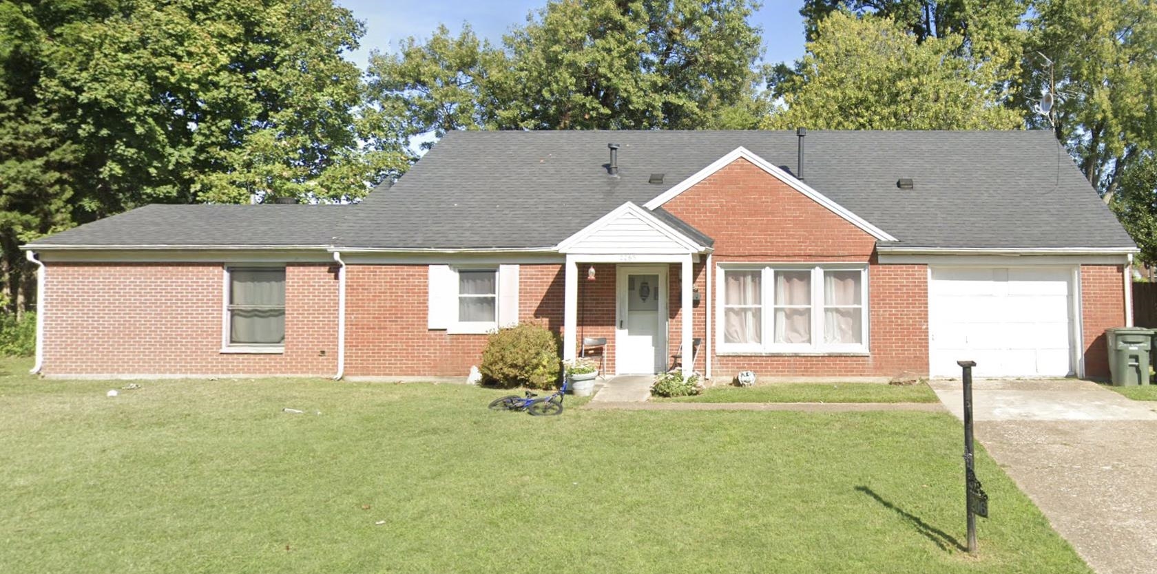 2063 Wyandotte Ave, Owensboro, Kentucky 42301, 5 Bedrooms Bedrooms, ,3 BathroomsBathrooms,Single Family Residence,For Sale,Wyandotte Ave,92699