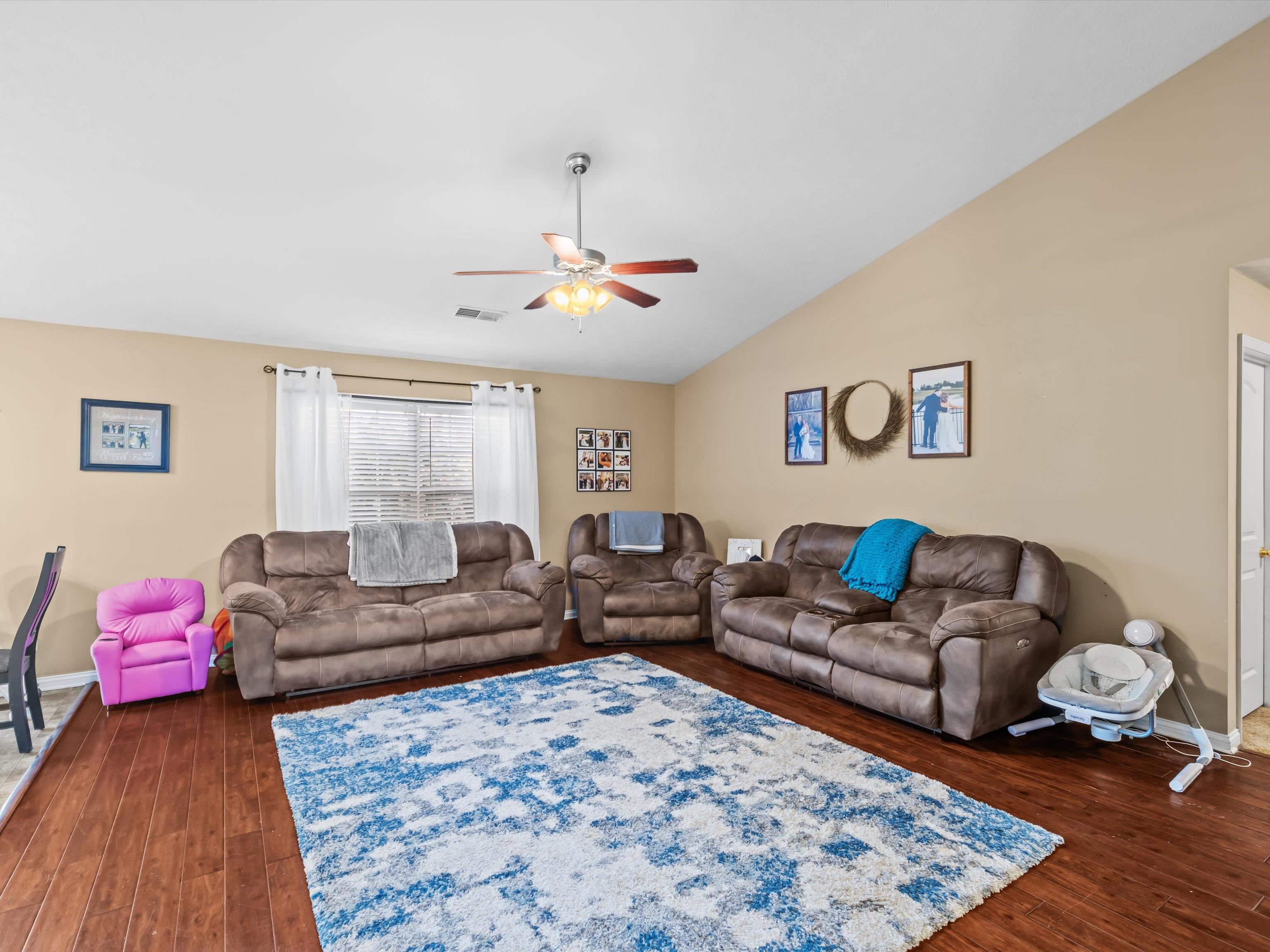 4682 Ben Head Rd, Philpot, Kentucky 42366, 3 Bedrooms Bedrooms, ,2 BathroomsBathrooms,Single Family Residence,For Sale,Ben Head Rd,92700