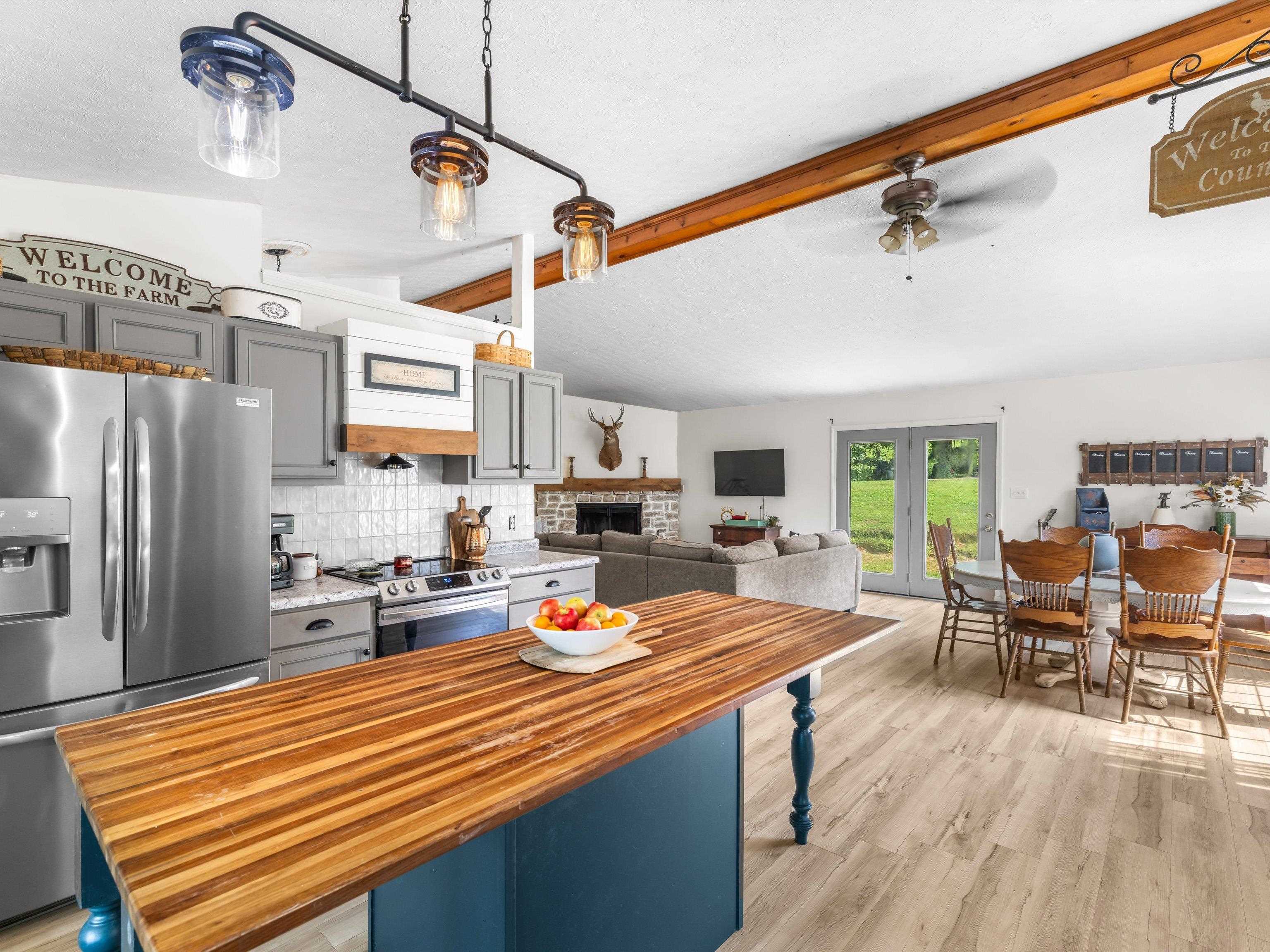 2050 Virgil Brown Rd, Hawesville, Kentucky 42348, 3 Bedrooms Bedrooms, ,2 BathroomsBathrooms,Single Family Residence,For Sale,Virgil Brown Rd,92707