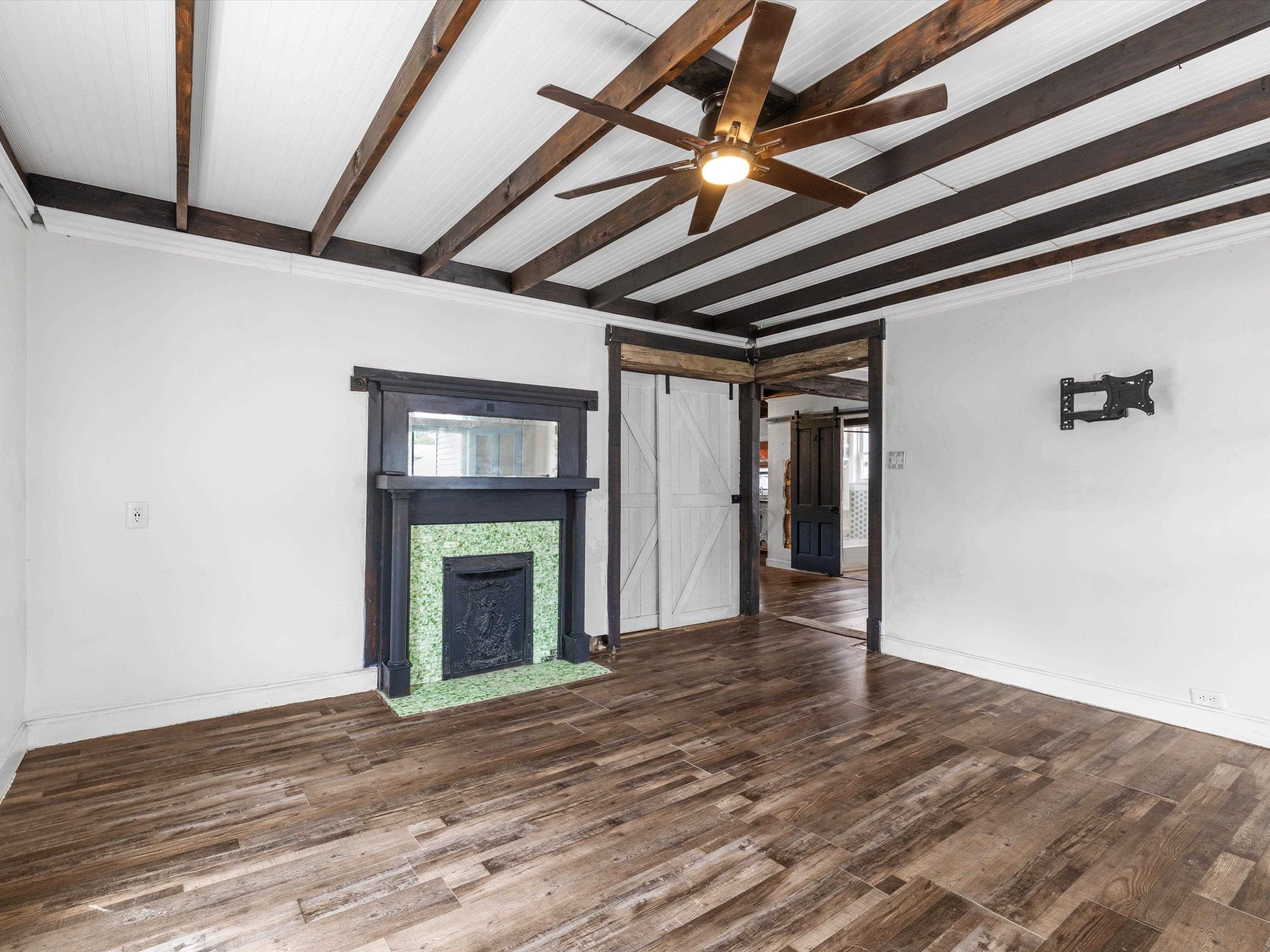 235 4Th St, Calhoun, Kentucky 42327, 2 Bedrooms Bedrooms, ,1 BathroomBathrooms,Single Family Residence,For Sale,4Th St,92709
