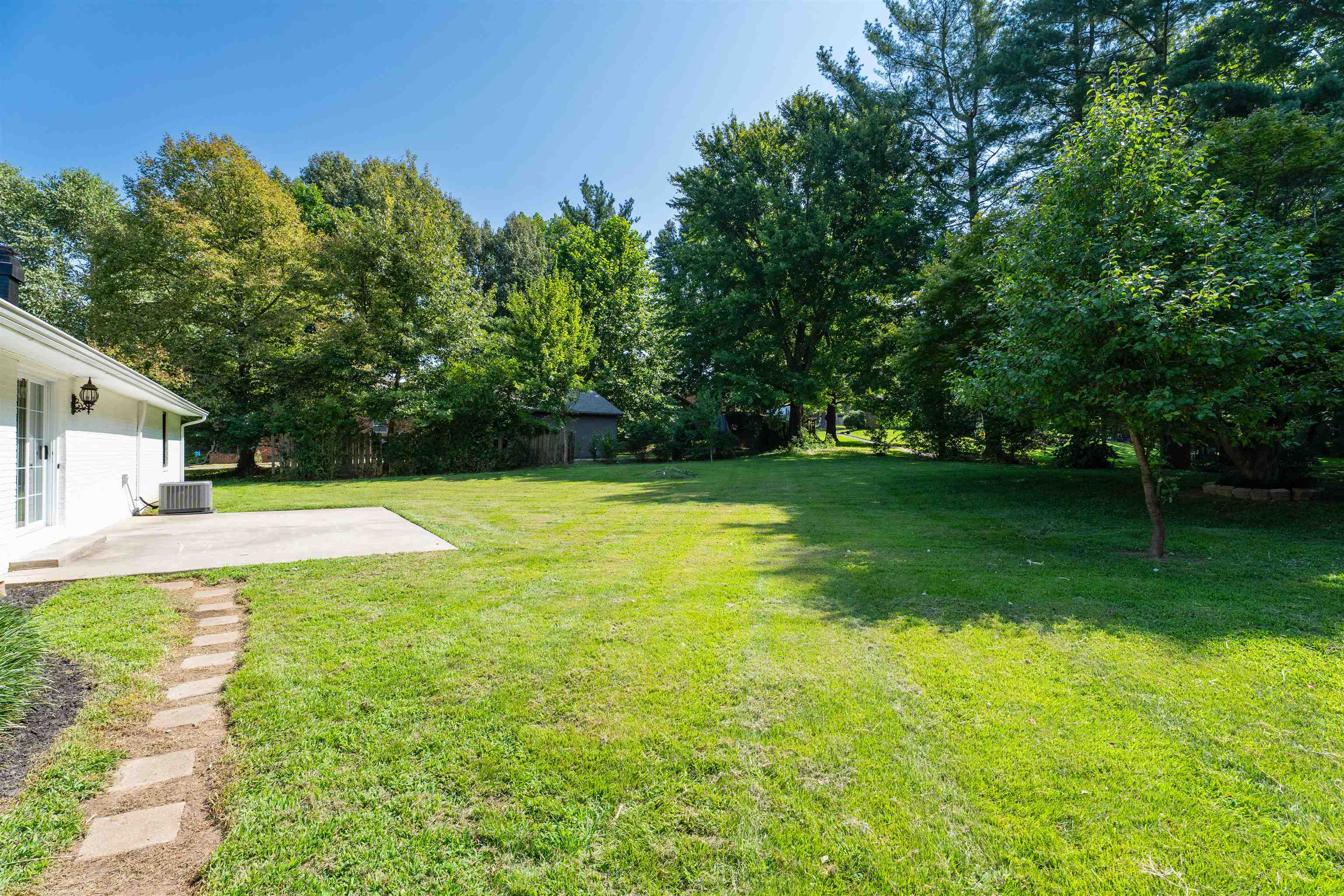 3492 Woodlane Dr, Philpot, Kentucky 42366, 3 Bedrooms Bedrooms, ,2 BathroomsBathrooms,Single Family Residence,For Sale,Woodlane Dr,92716