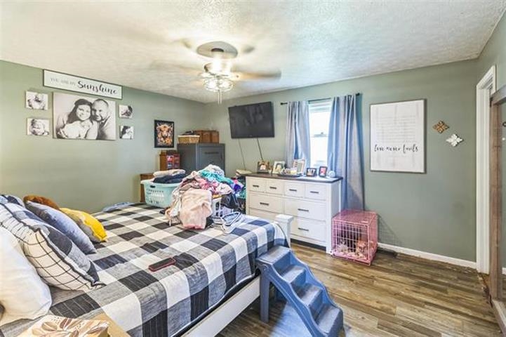 1729 Thompson School Rd, Russellville, Kentucky 42276, 3 Bedrooms Bedrooms, ,2 BathroomsBathrooms,Single Family Residence,For Sale,Thompson School Rd,92723
