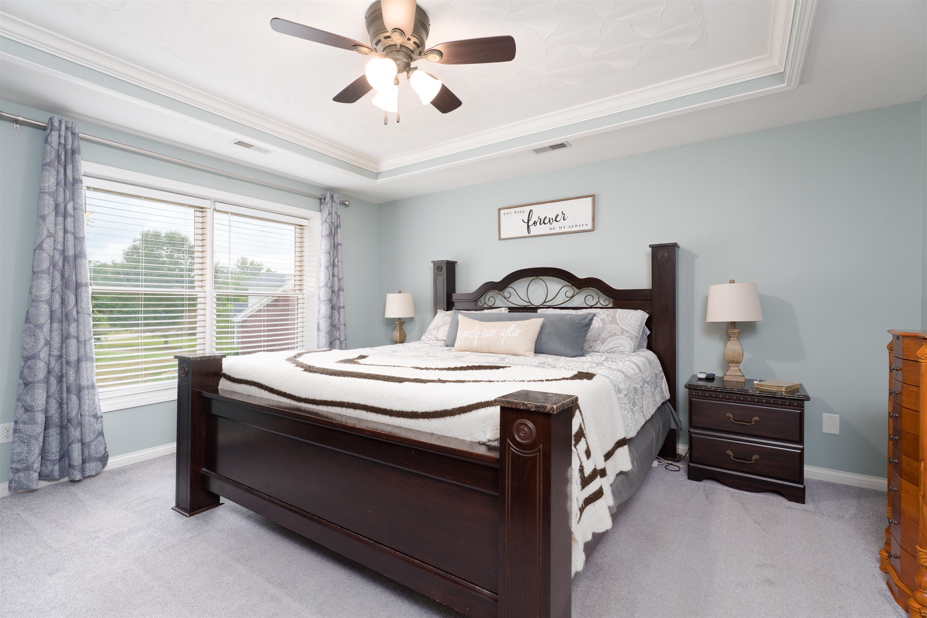 4883 Oak Meadow Ct, Owensboro, Kentucky 42303, 3 Bedrooms Bedrooms, ,3 BathroomsBathrooms,Single Family Residence,For Sale,Oak Meadow Ct,92725