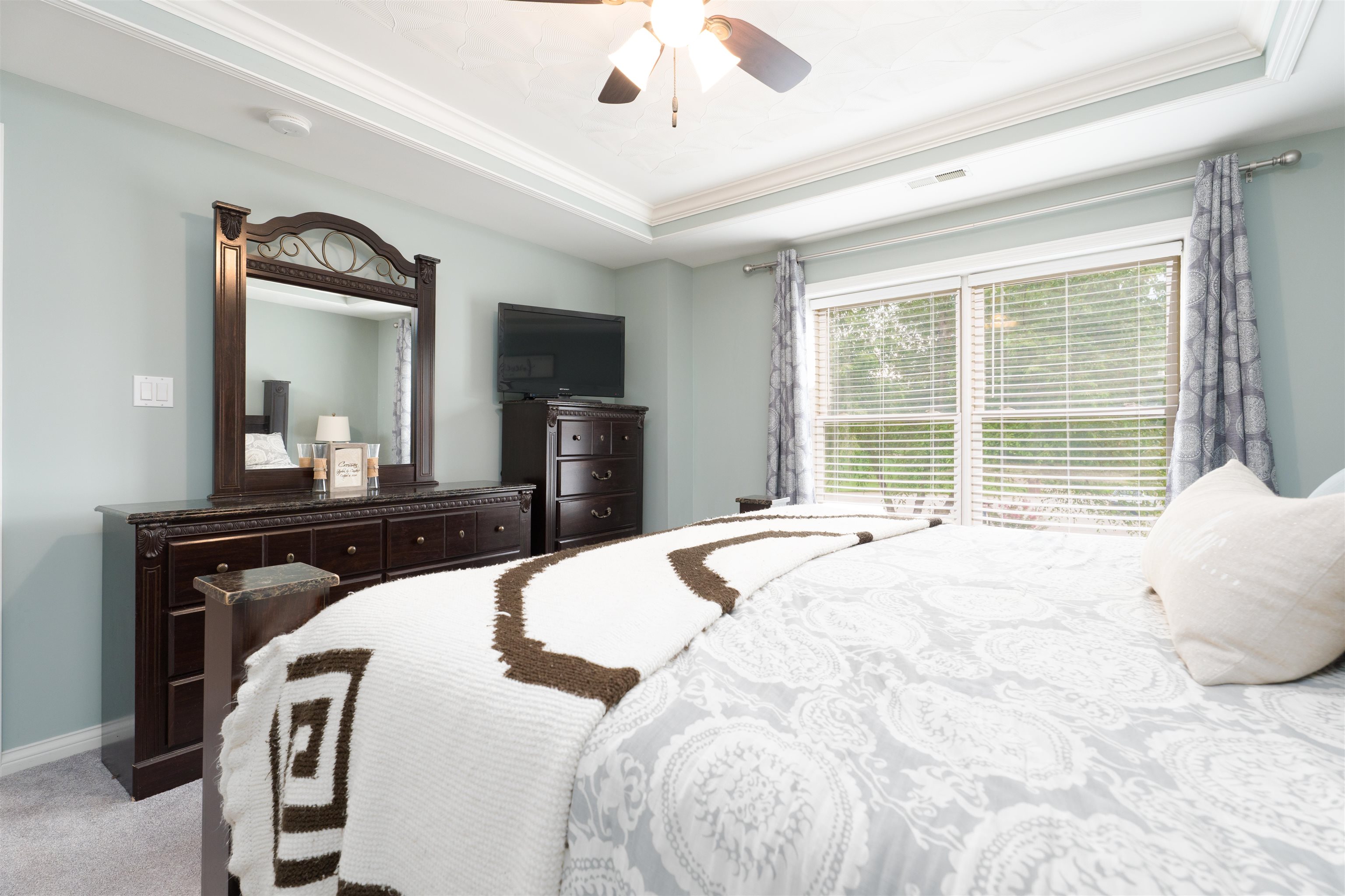 4883 Oak Meadow Ct, Owensboro, Kentucky 42303, 3 Bedrooms Bedrooms, ,3 BathroomsBathrooms,Single Family Residence,For Sale,Oak Meadow Ct,92725