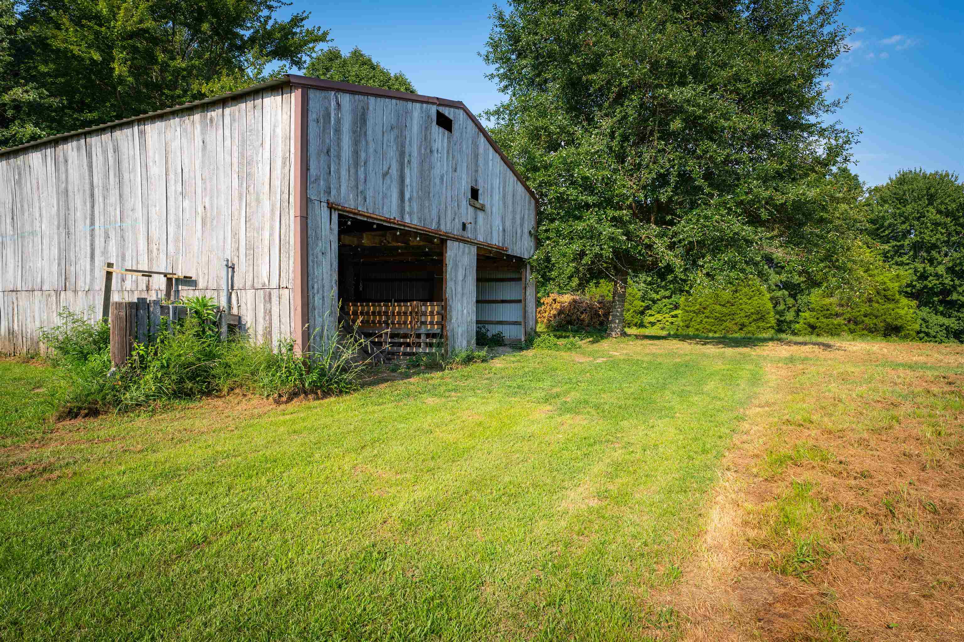 12687 Hwy 231, Utica, Kentucky 42376, 3 Bedrooms Bedrooms, ,2 BathroomsBathrooms,Single Family Residence,For Sale,Hwy 231,92729