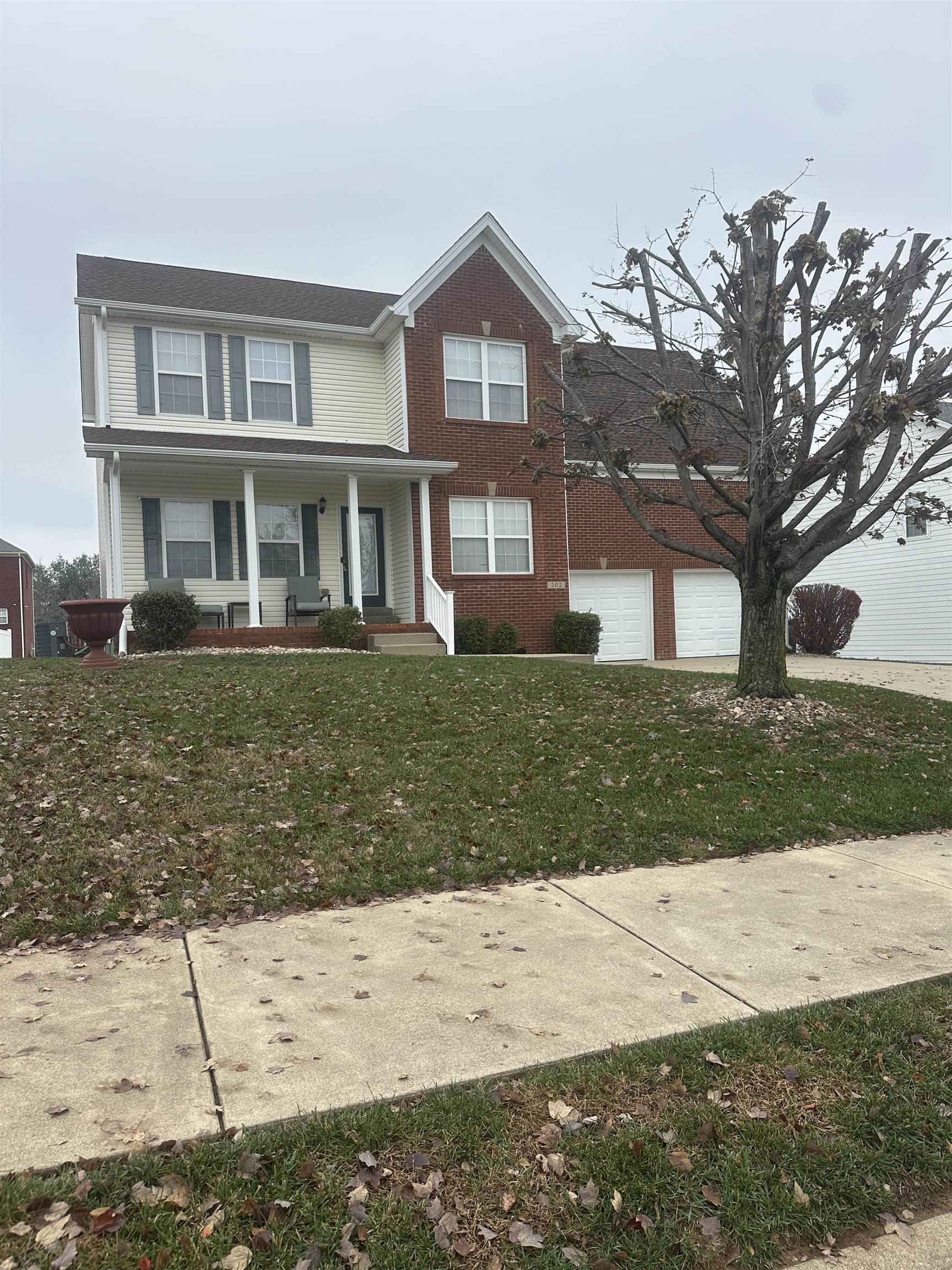 202 Sonoma Valley, Vine Grove, Kentucky 40175, 3 Bedrooms Bedrooms, ,3 BathroomsBathrooms,Single Family Residence,For Sale,Sonoma Valley,92730