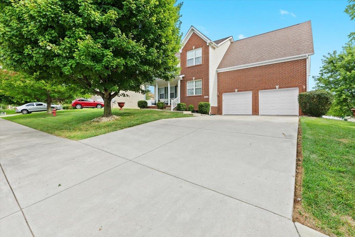 202 Sonoma Valley, Radcliff, Kentucky 40175, 3 Bedrooms Bedrooms, ,3 BathroomsBathrooms,Single Family Residence,For Sale,Sonoma Valley,92730