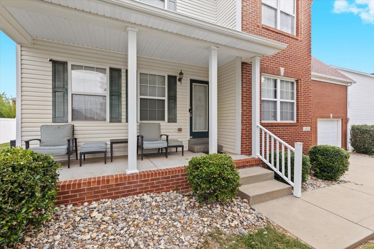 202 Sonoma Valley, Radcliff, Kentucky 40175, 3 Bedrooms Bedrooms, ,3 BathroomsBathrooms,Single Family Residence,For Sale,Sonoma Valley,92730