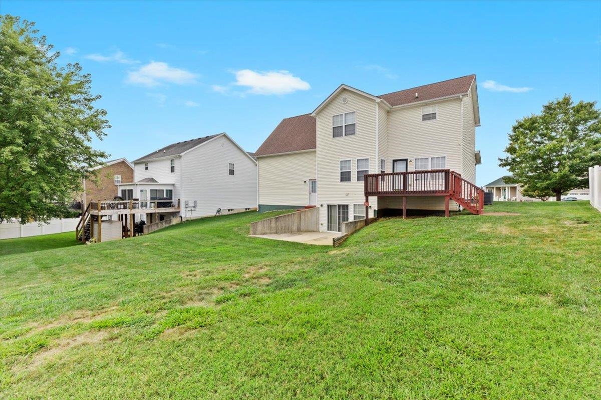 202 Sonoma Valley, Radcliff, Kentucky 40175, 3 Bedrooms Bedrooms, ,3 BathroomsBathrooms,Single Family Residence,For Sale,Sonoma Valley,92730