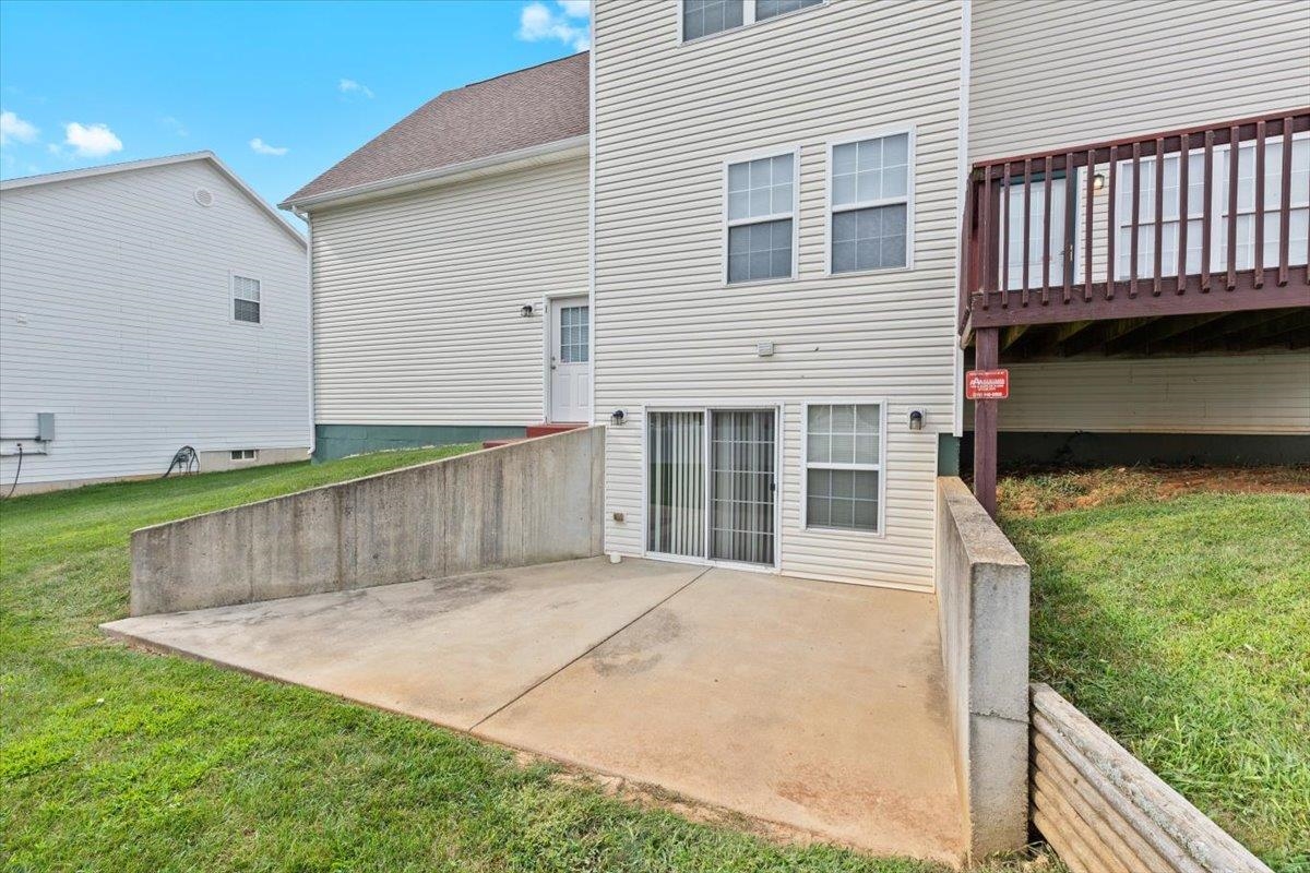202 Sonoma Valley, Radcliff, Kentucky 40175, 3 Bedrooms Bedrooms, ,3 BathroomsBathrooms,Single Family Residence,For Sale,Sonoma Valley,92730