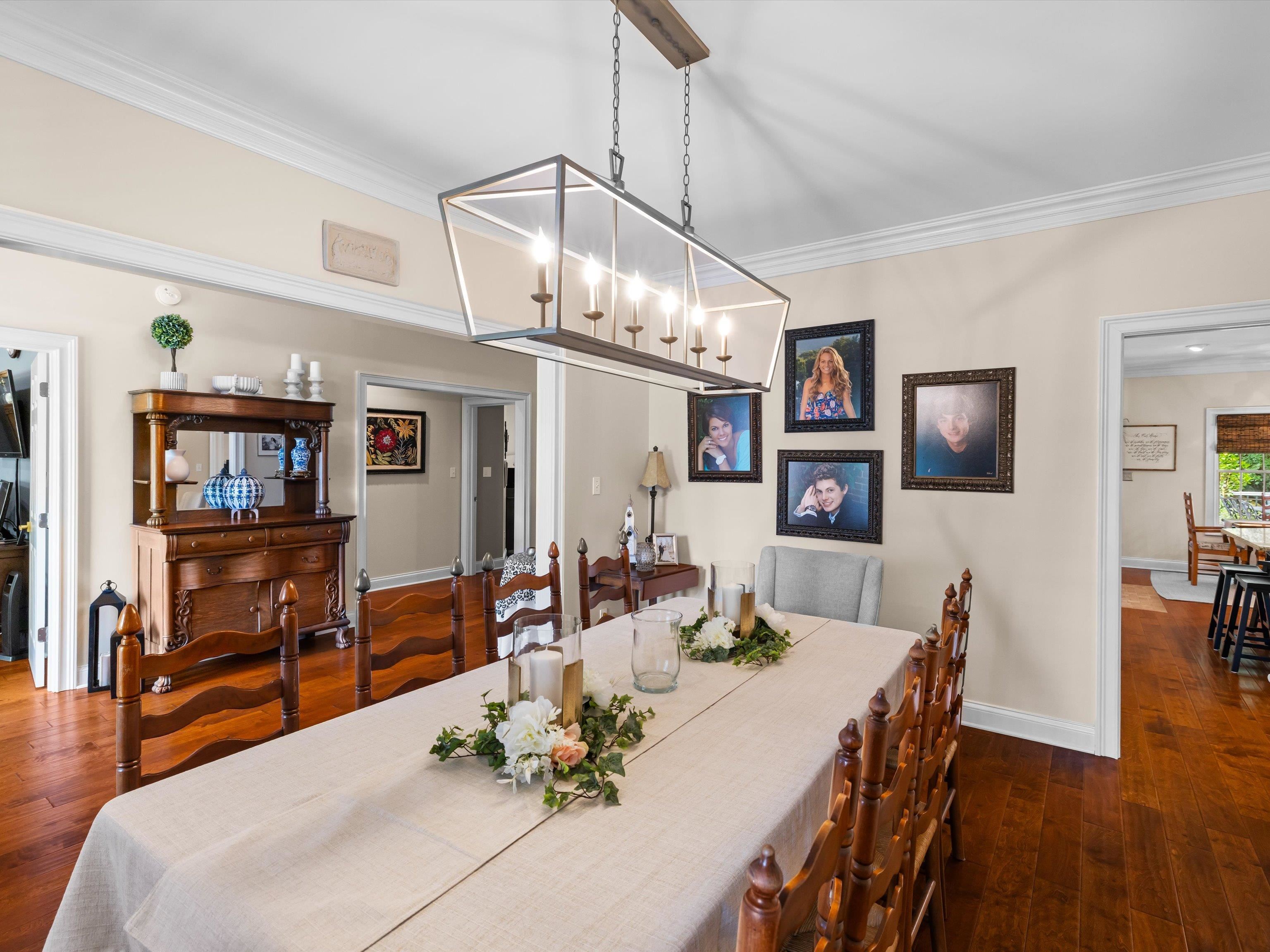 4884 Oak Meadow Ct, Owensboro, Kentucky 42303, 5 Bedrooms Bedrooms, ,3 BathroomsBathrooms,Single Family Residence,For Sale,Oak Meadow Ct,92731