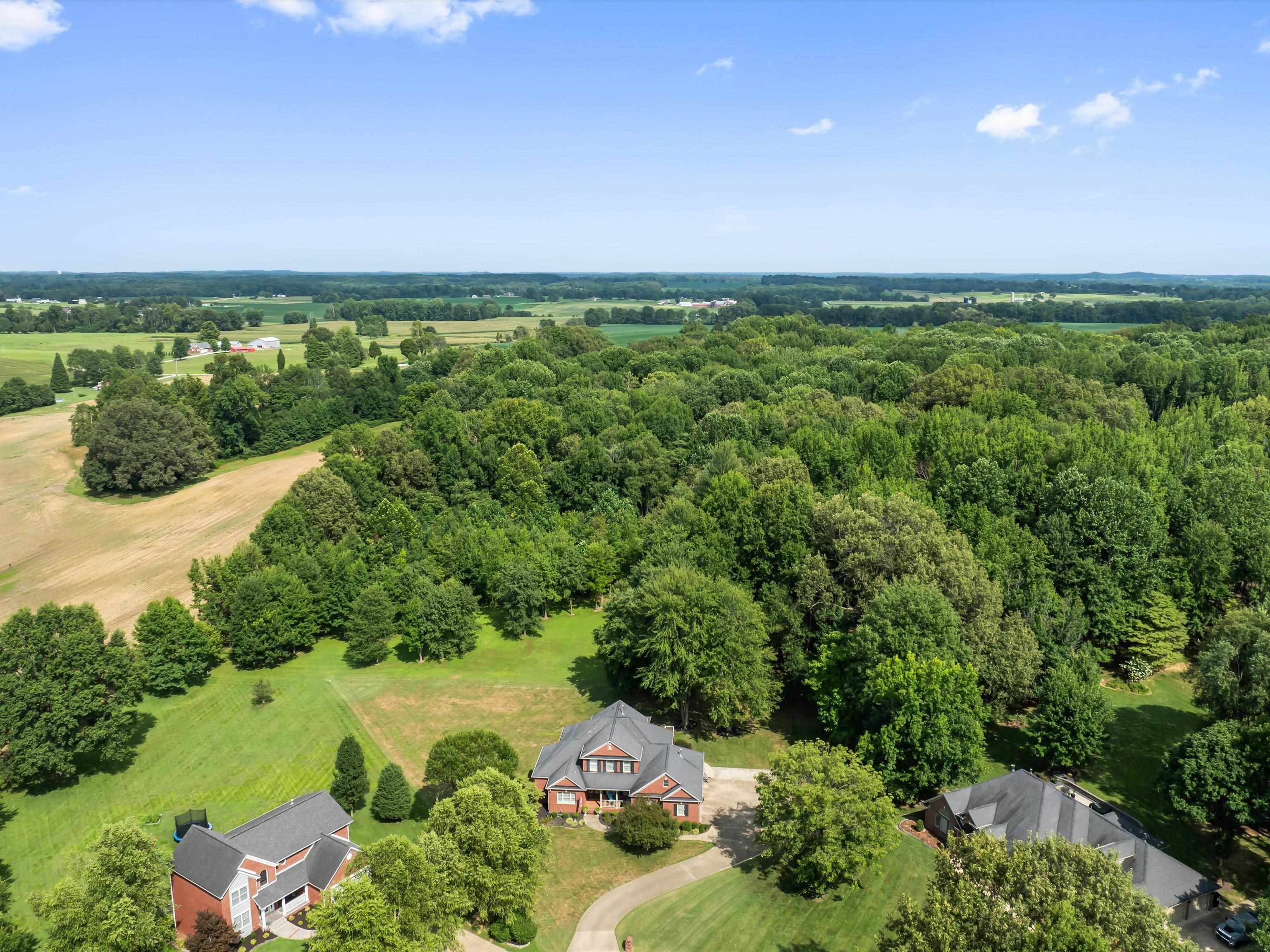 4884 Oak Meadow Ct, Owensboro, Kentucky 42303, 5 Bedrooms Bedrooms, ,3 BathroomsBathrooms,Single Family Residence,For Sale,Oak Meadow Ct,92731