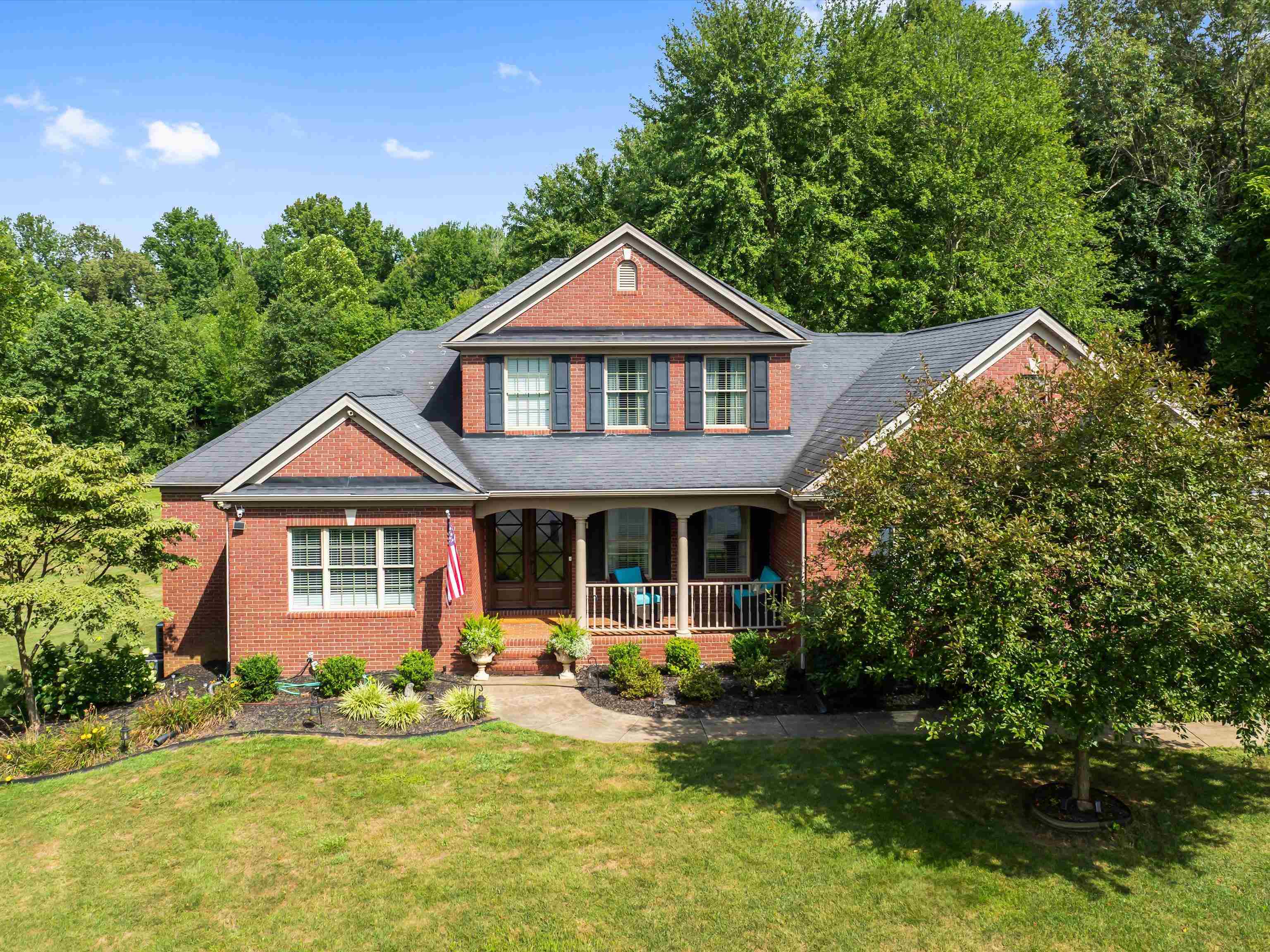 4884 Oak Meadow Ct, Owensboro, Kentucky 42303, 5 Bedrooms Bedrooms, ,3 BathroomsBathrooms,Single Family Residence,For Sale,Oak Meadow Ct,92731