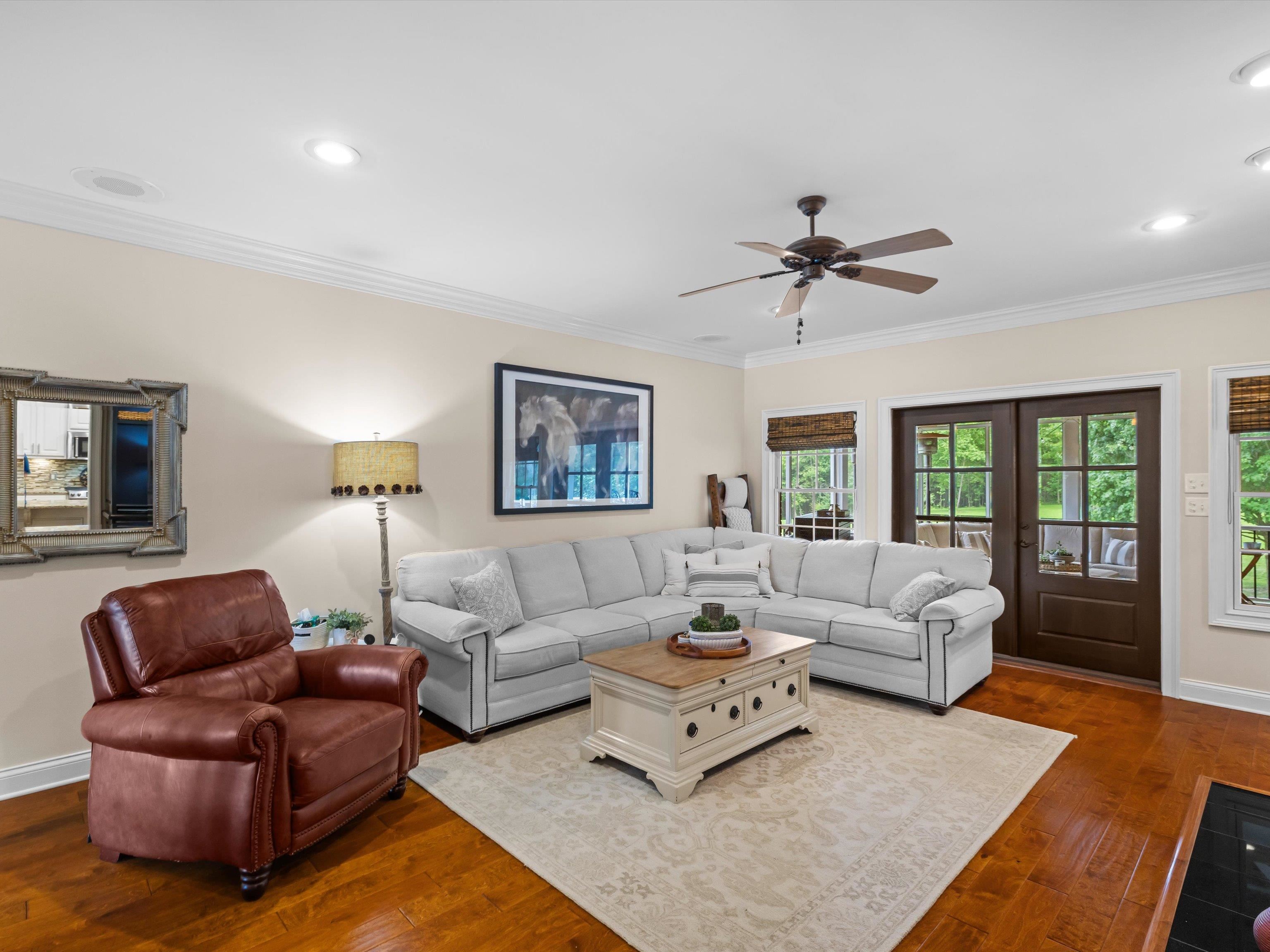 4884 Oak Meadow Ct, Owensboro, Kentucky 42303, 5 Bedrooms Bedrooms, ,3 BathroomsBathrooms,Single Family Residence,For Sale,Oak Meadow Ct,92731