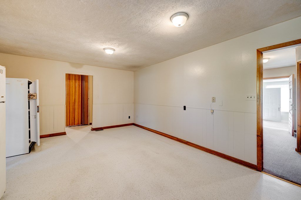 2919 Christie Place, Owensboro, Kentucky 42301, 5 Bedrooms Bedrooms, ,1 BathroomBathrooms,Single Family Residence,For Sale,Christie Place,92734
