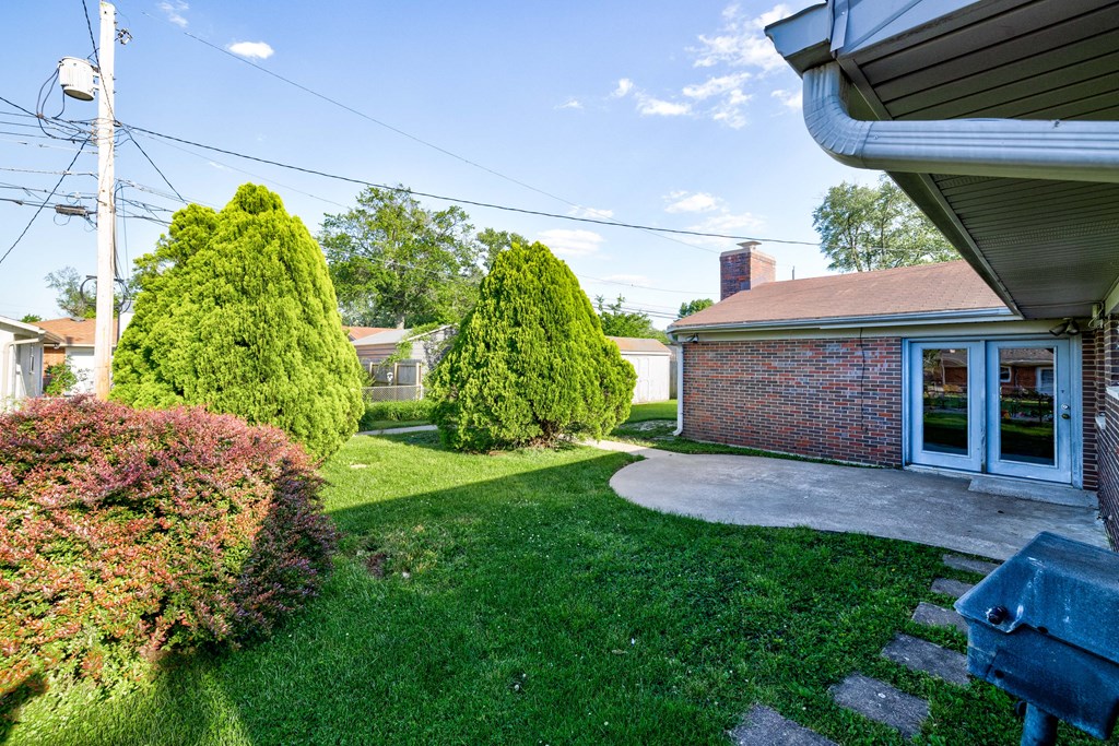 2919 Christie Place, Owensboro, Kentucky 42301, 5 Bedrooms Bedrooms, ,1 BathroomBathrooms,Single Family Residence,For Sale,Christie Place,92734
