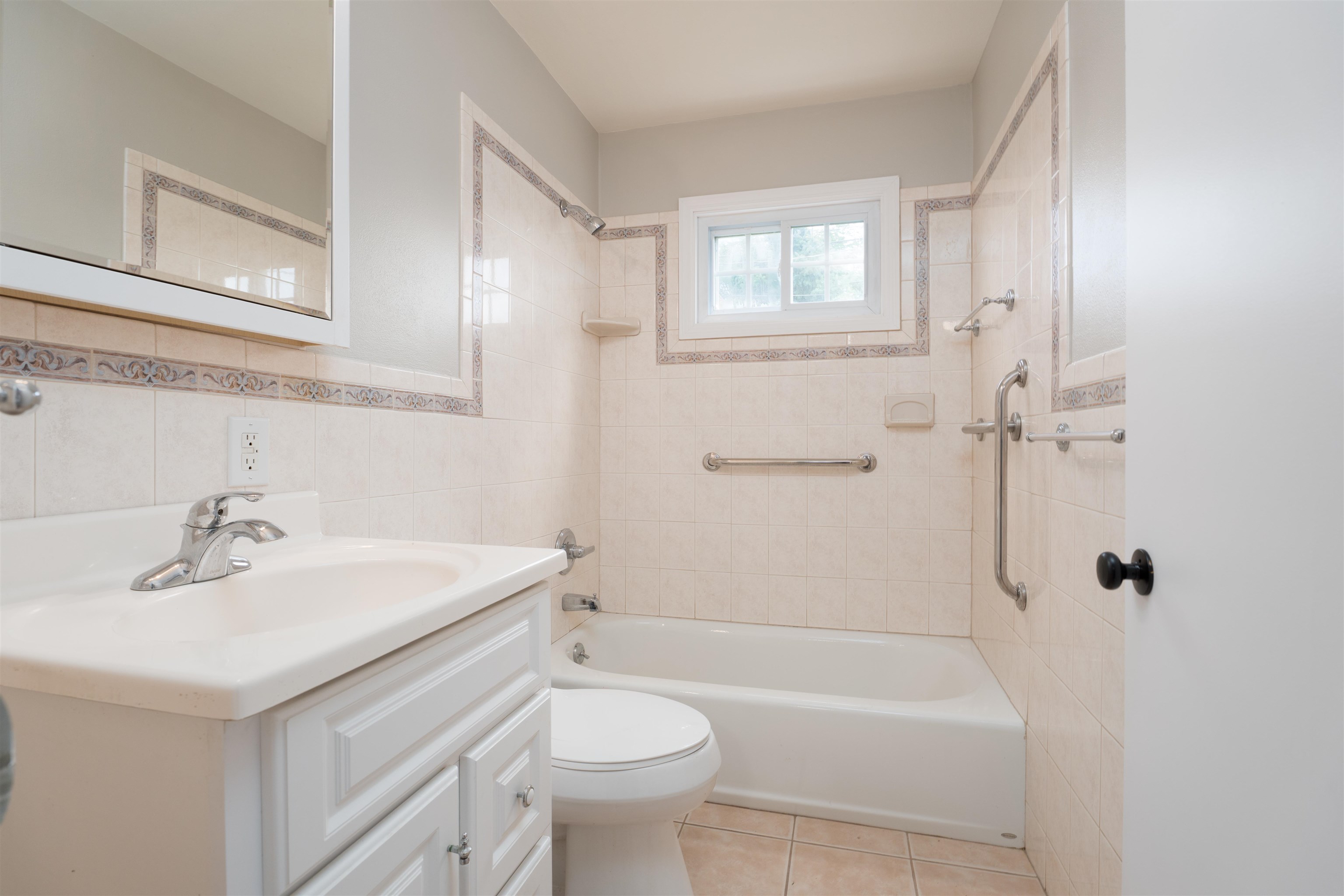 124 Stockton, Owensboro, Kentucky 42302, 3 Bedrooms Bedrooms, ,1 BathroomBathrooms,Single Family Residence,For Sale,Stockton,92735