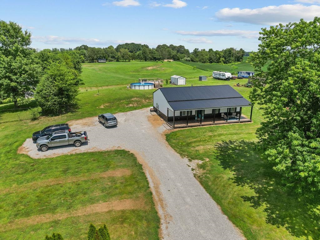 9433 Morgantown Rd, Whitesville, Kentucky 42378, 3 Bedrooms Bedrooms, ,2 BathroomsBathrooms,Single Family Residence,For Sale,Morgantown Rd,92743