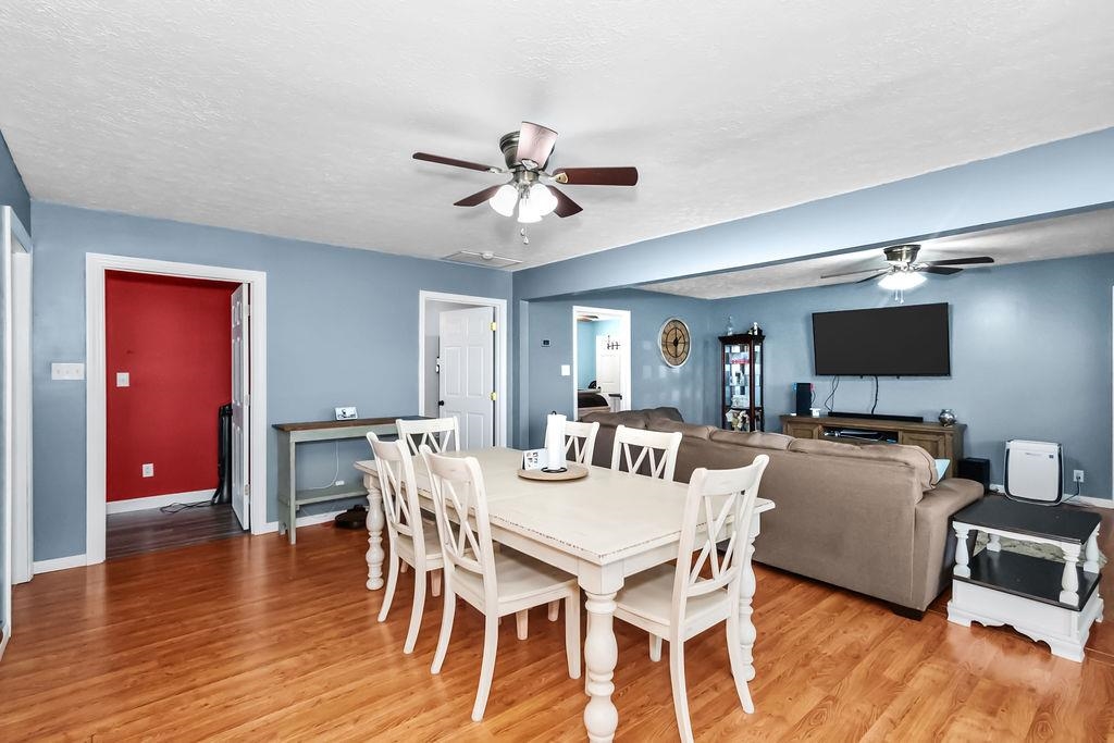 9433 Morgantown Rd, Whitesville, Kentucky 42378, 3 Bedrooms Bedrooms, ,2 BathroomsBathrooms,Single Family Residence,For Sale,Morgantown Rd,92743