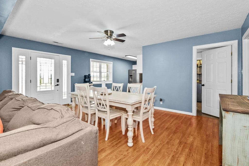 9433 Morgantown Rd, Whitesville, Kentucky 42378, 3 Bedrooms Bedrooms, ,2 BathroomsBathrooms,Single Family Residence,For Sale,Morgantown Rd,92743