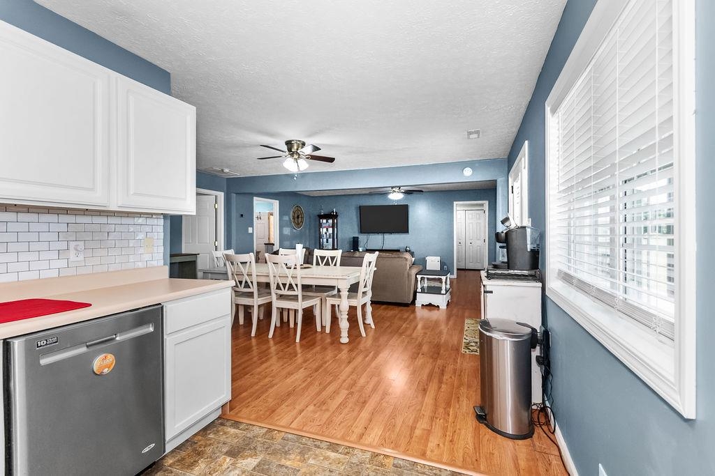 9433 Morgantown Rd, Whitesville, Kentucky 42378, 3 Bedrooms Bedrooms, ,2 BathroomsBathrooms,Single Family Residence,For Sale,Morgantown Rd,92743