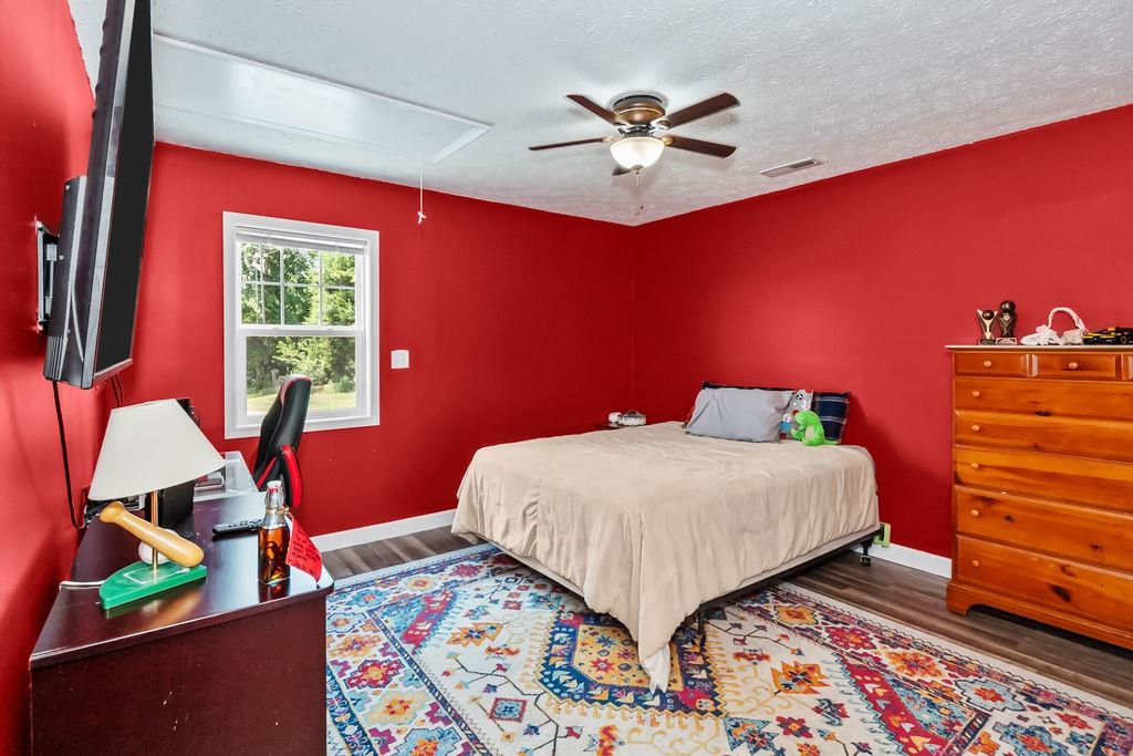 9433 Morgantown Rd, Whitesville, Kentucky 42378, 3 Bedrooms Bedrooms, ,2 BathroomsBathrooms,Single Family Residence,For Sale,Morgantown Rd,92743